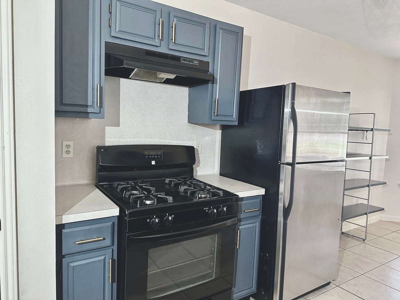28811 Atherstone Street, Spring, TX 77386 28811 Atherstone Street, Spring, TX 77386