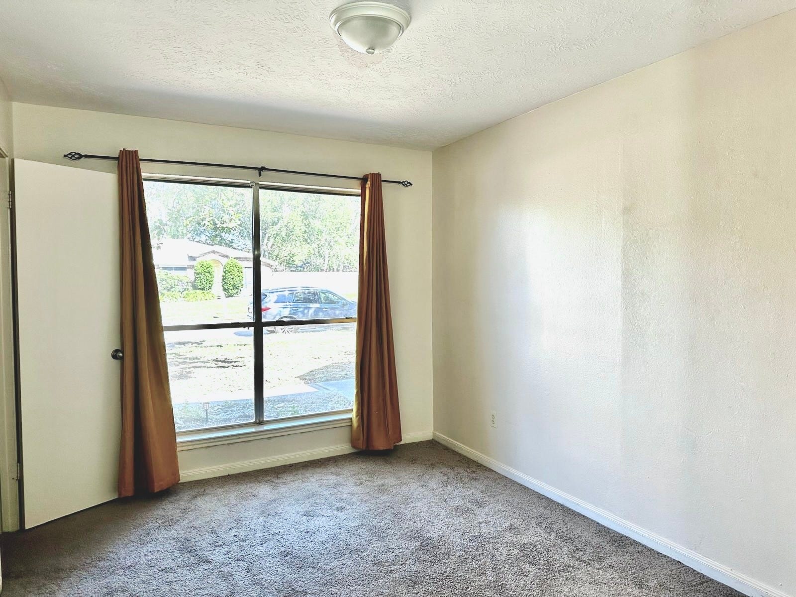 28811 Atherstone Street, Spring, TX 77386 28811 Atherstone Street, Spring, TX 77386