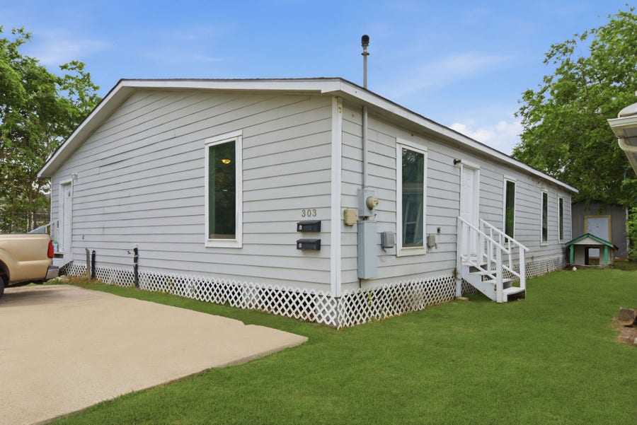 Property photo for 303 Gans Street, Houston, TX