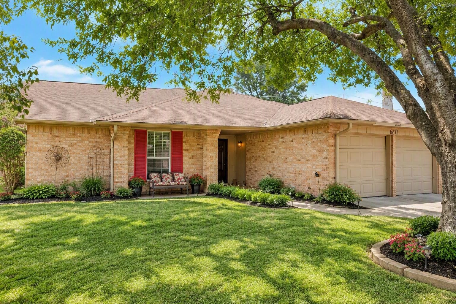 6631 Inwood West Drive, Houston, TX 77088 6631 Inwood West Drive, Houston, TX 77088