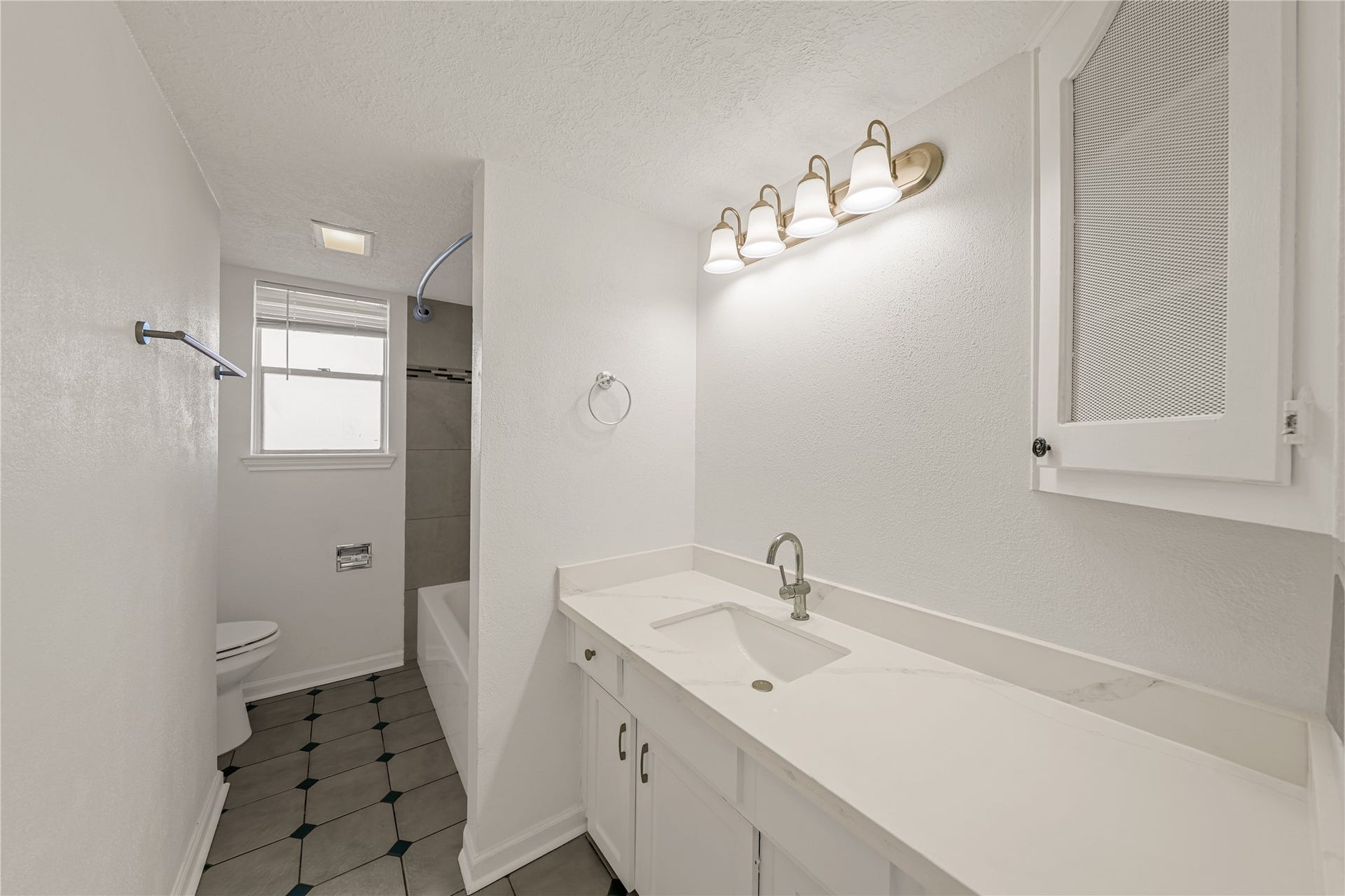 10423 Sageburrow Drive, Houston, TX 77089