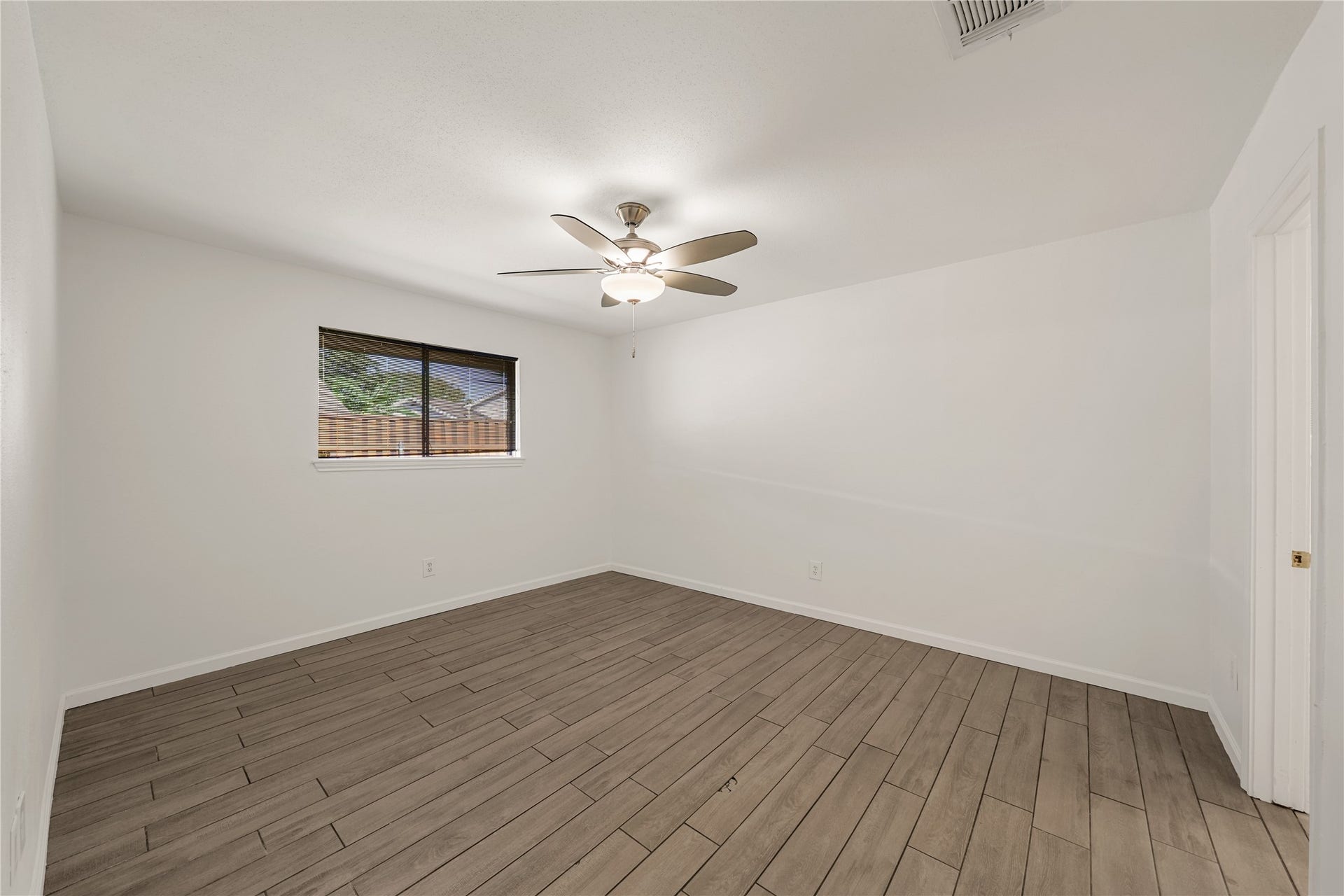 10423 Sageburrow Drive, Houston, TX 77089