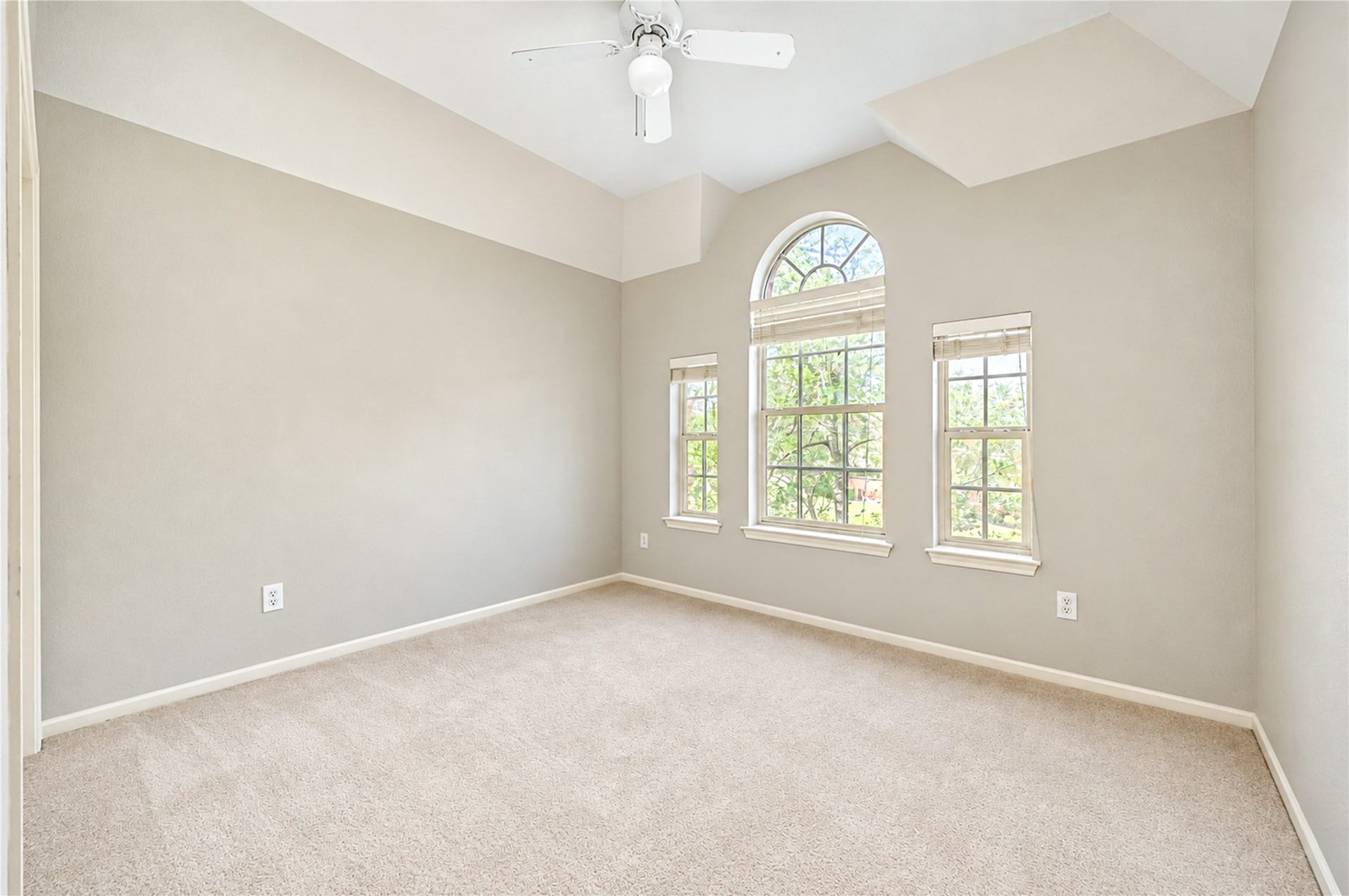 1719 Emma Cove Court, Sugar Land, TX 77479