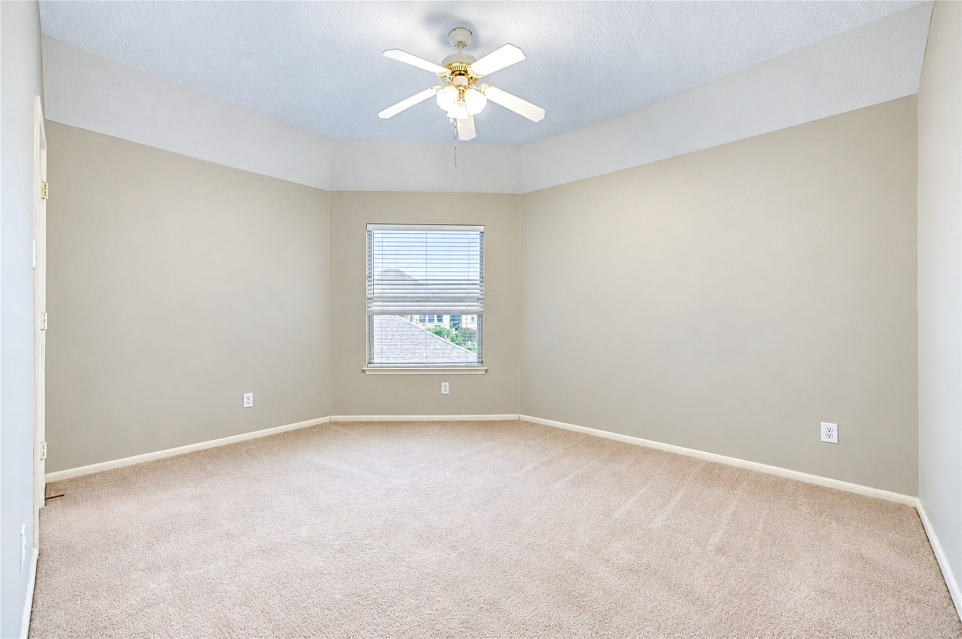 1719 Emma Cove Court, Sugar Land, TX 77479