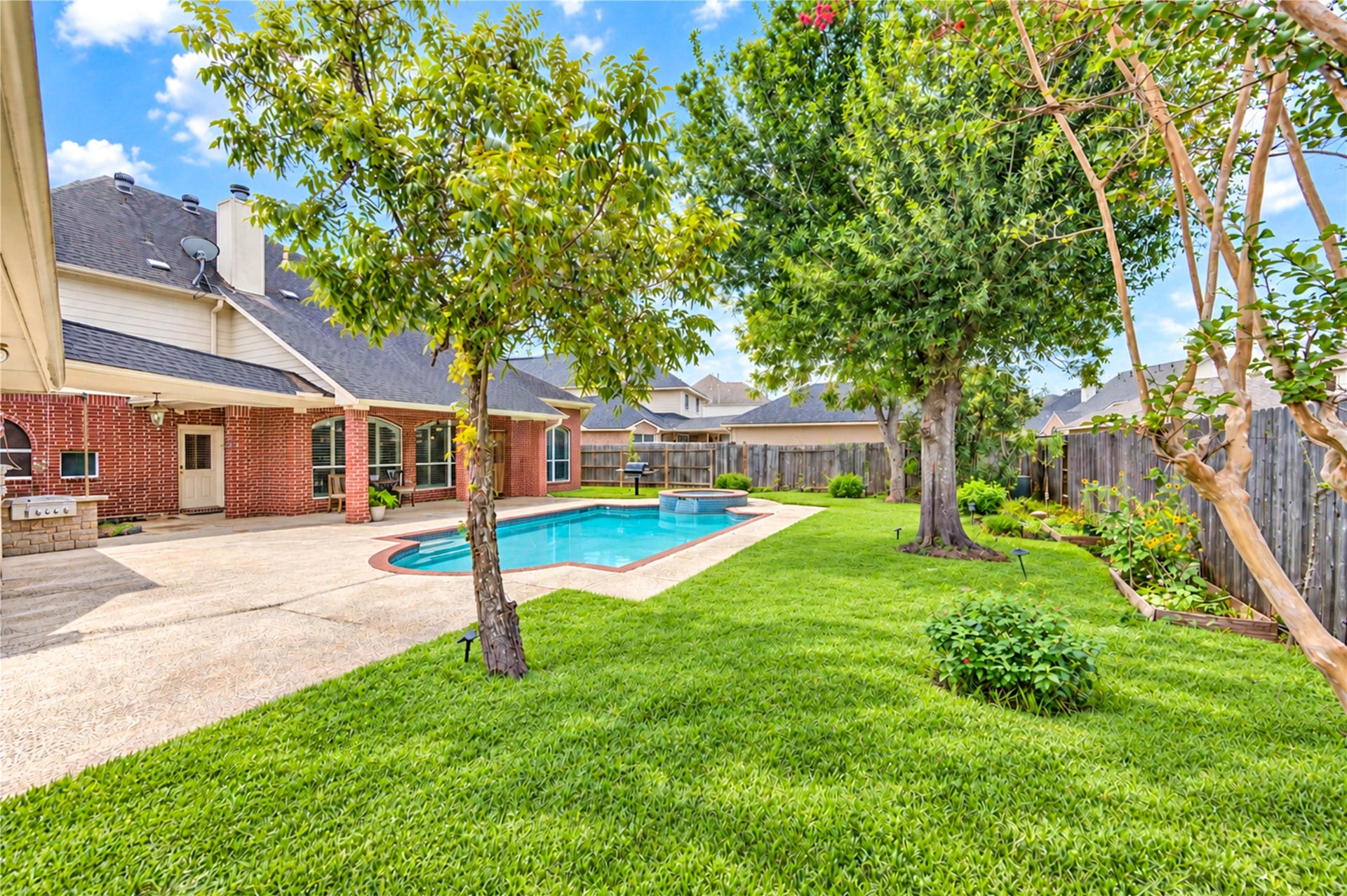 1719 Emma Cove Court, Sugar Land, TX 77479