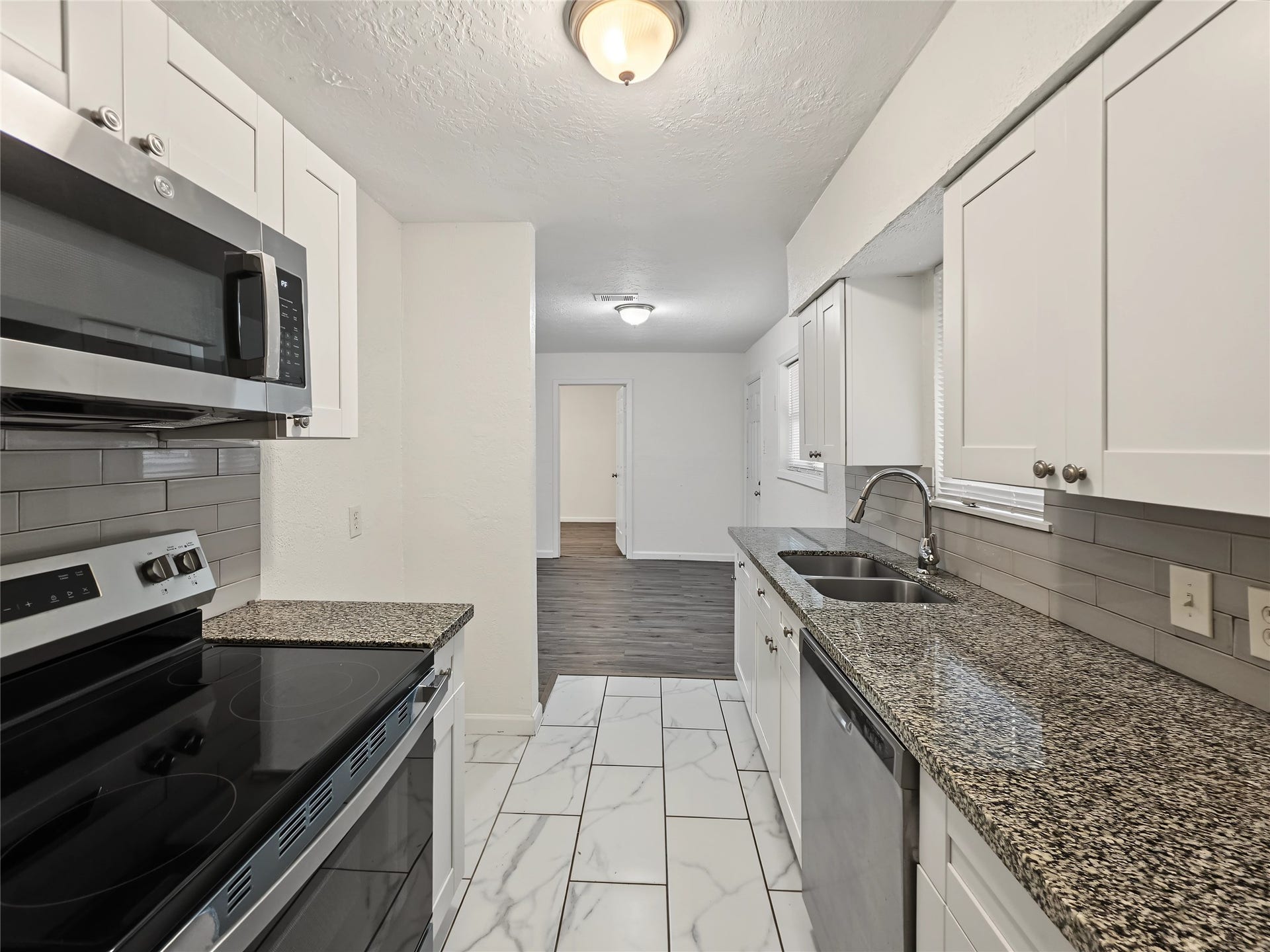206 Prune Street, La Marque, TX 77568 206 Prune Street, La Marque, TX 77568