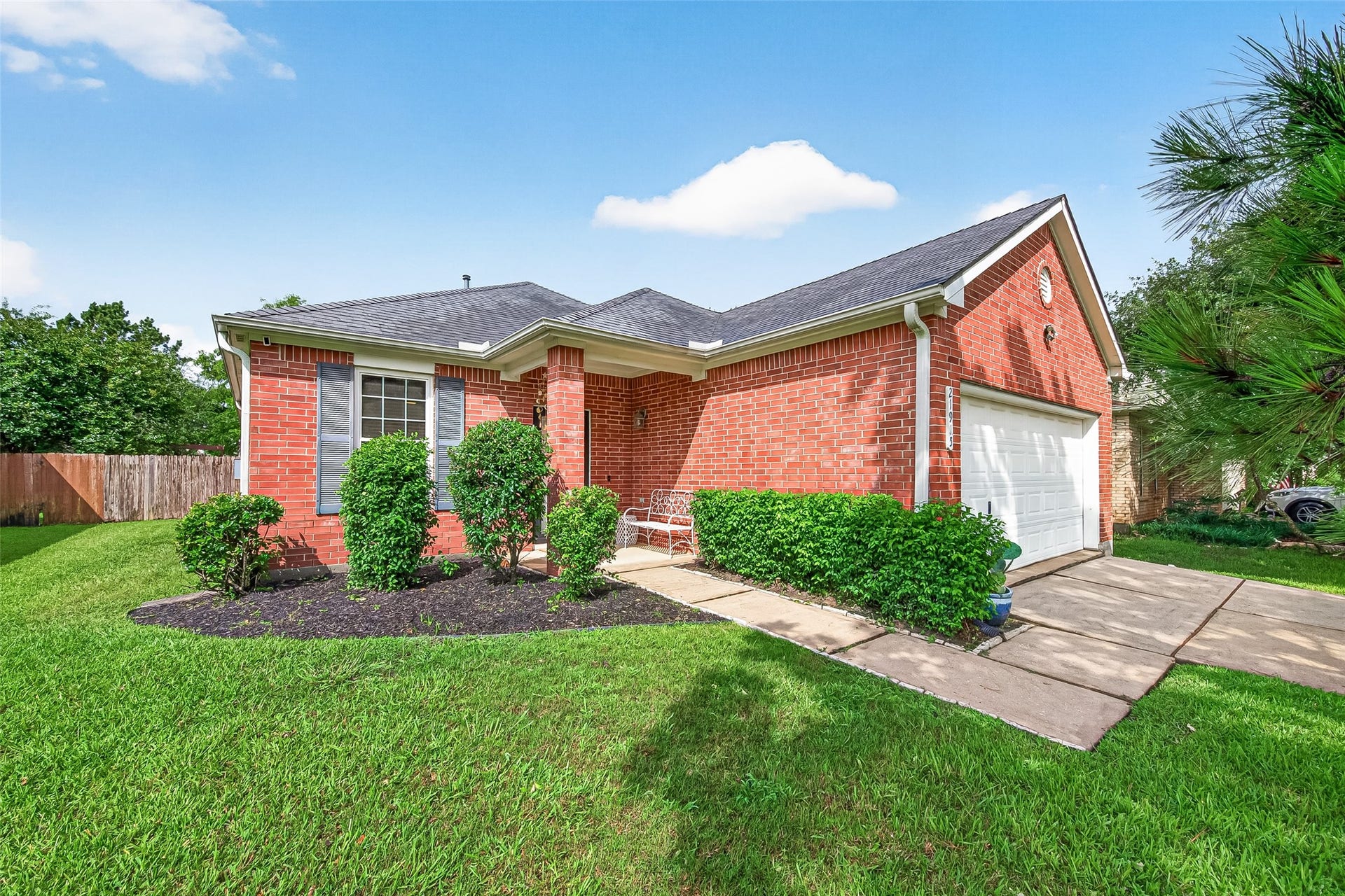 21915 Willow Shadows Drive, Tomball, TX 77375 21915 Willow Shadows Drive, Tomball, TX 77375