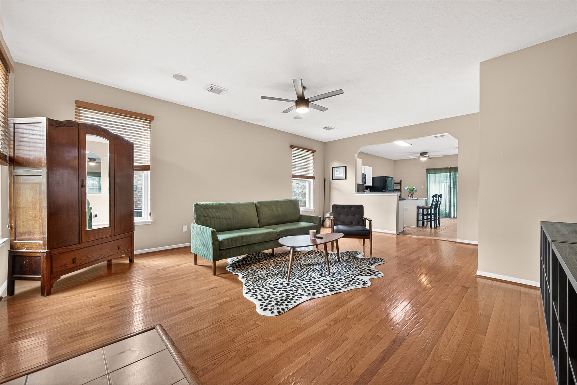21915 Willow Shadows Drive, Tomball, TX 77375 21915 Willow Shadows Drive, Tomball, TX 77375