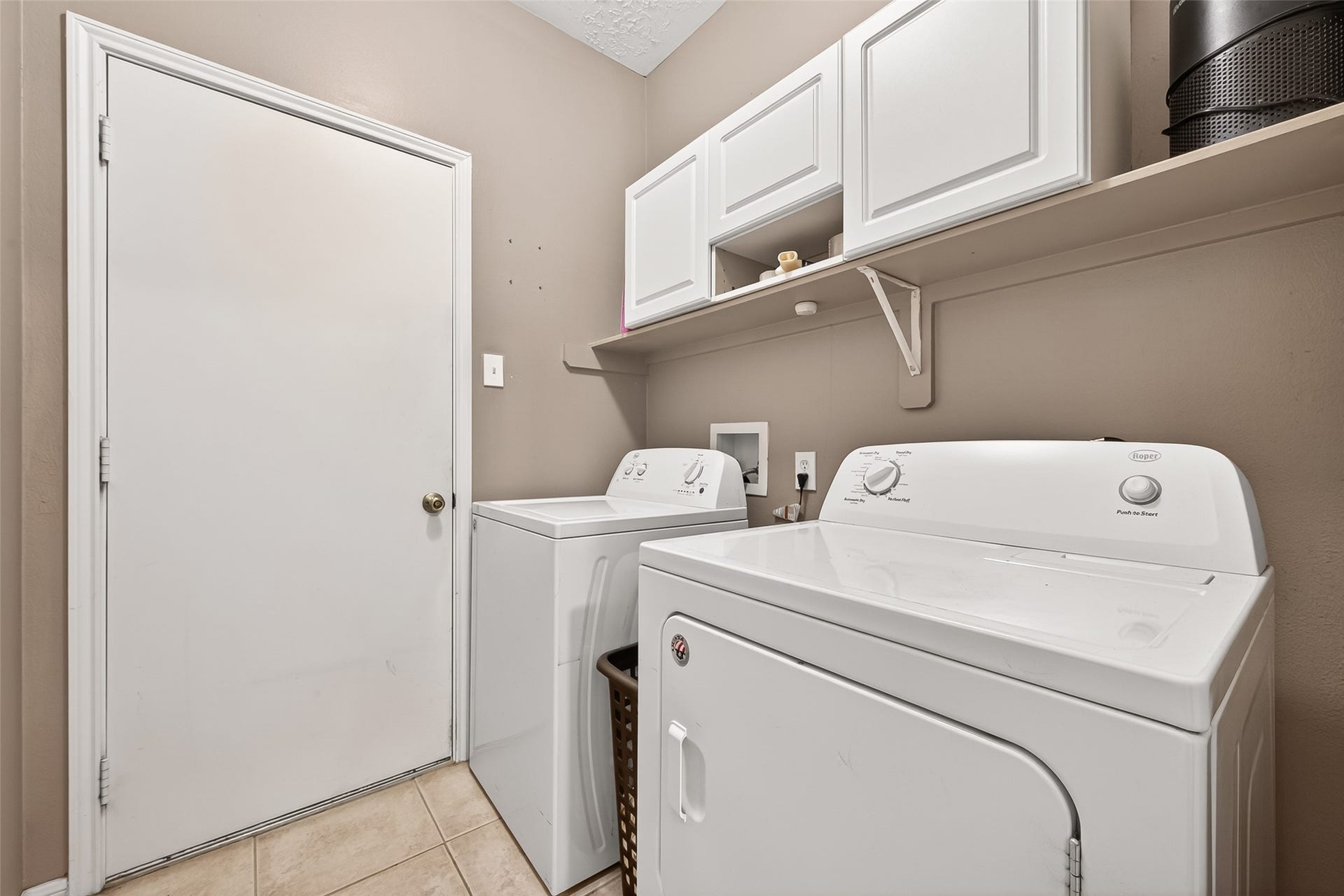 21915 Willow Shadows Drive, Tomball, TX 77375 21915 Willow Shadows Drive, Tomball, TX 77375