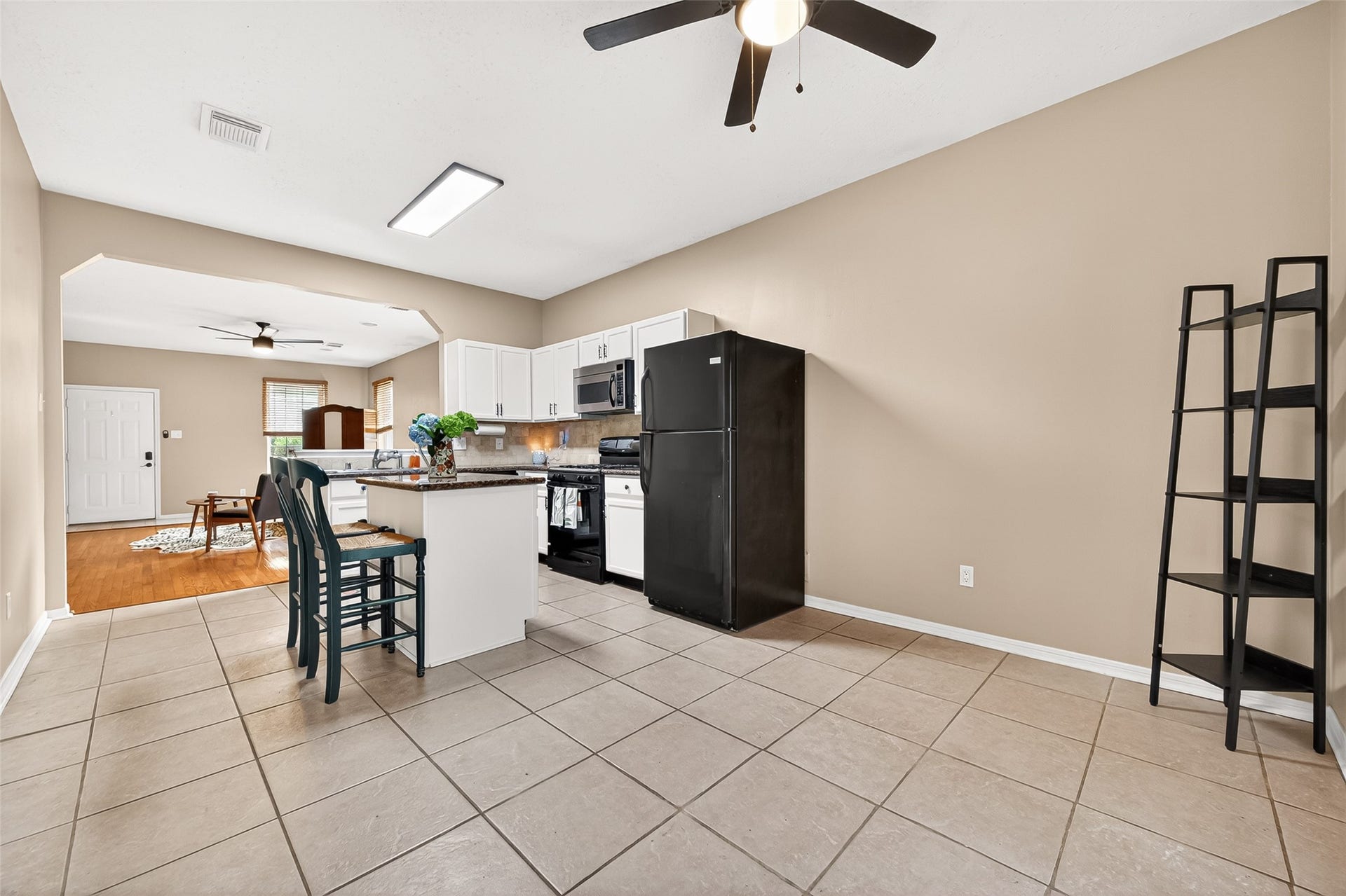 21915 Willow Shadows Drive, Tomball, TX 77375 21915 Willow Shadows Drive, Tomball, TX 77375
