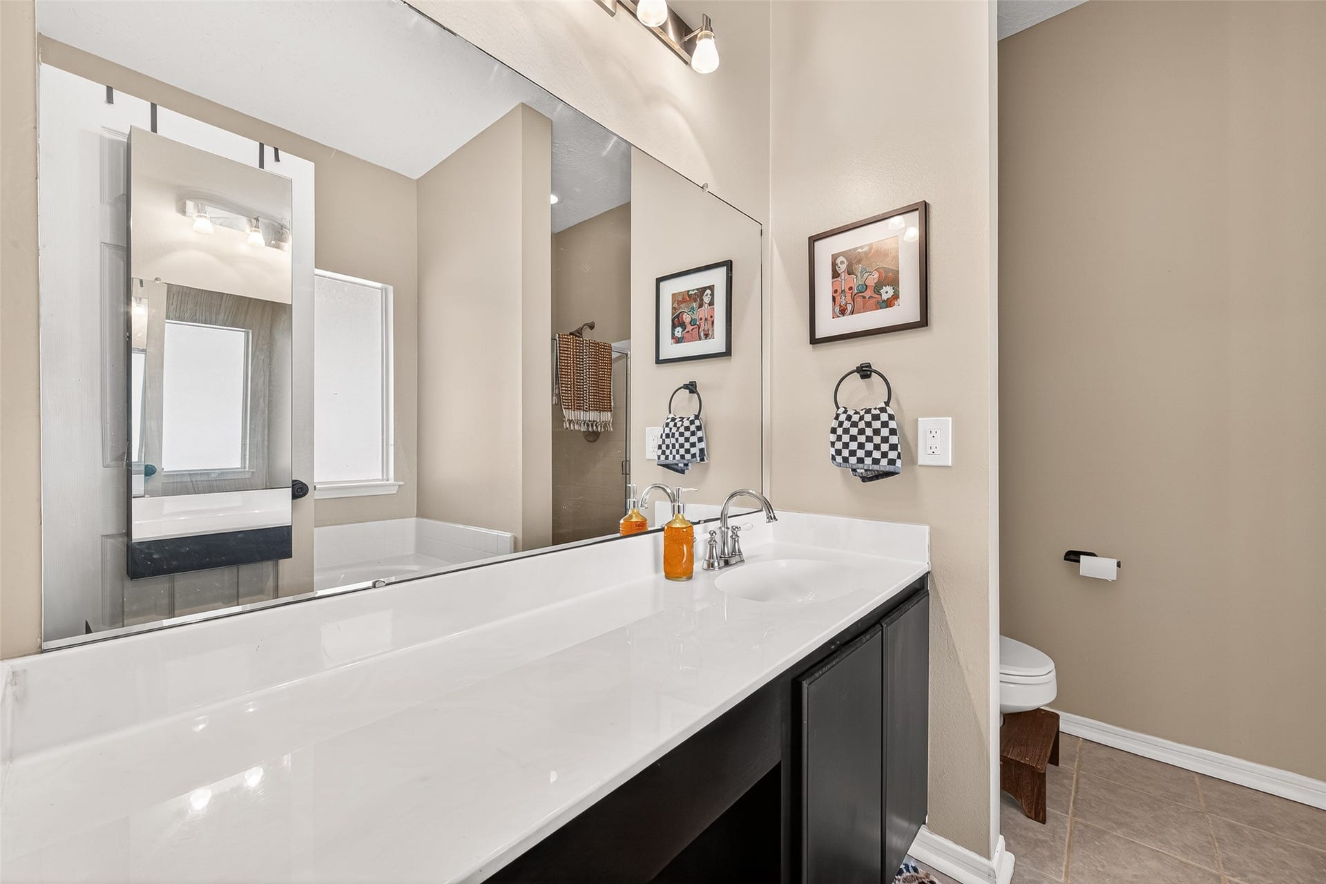 21915 Willow Shadows Drive, Tomball, TX 77375 21915 Willow Shadows Drive, Tomball, TX 77375