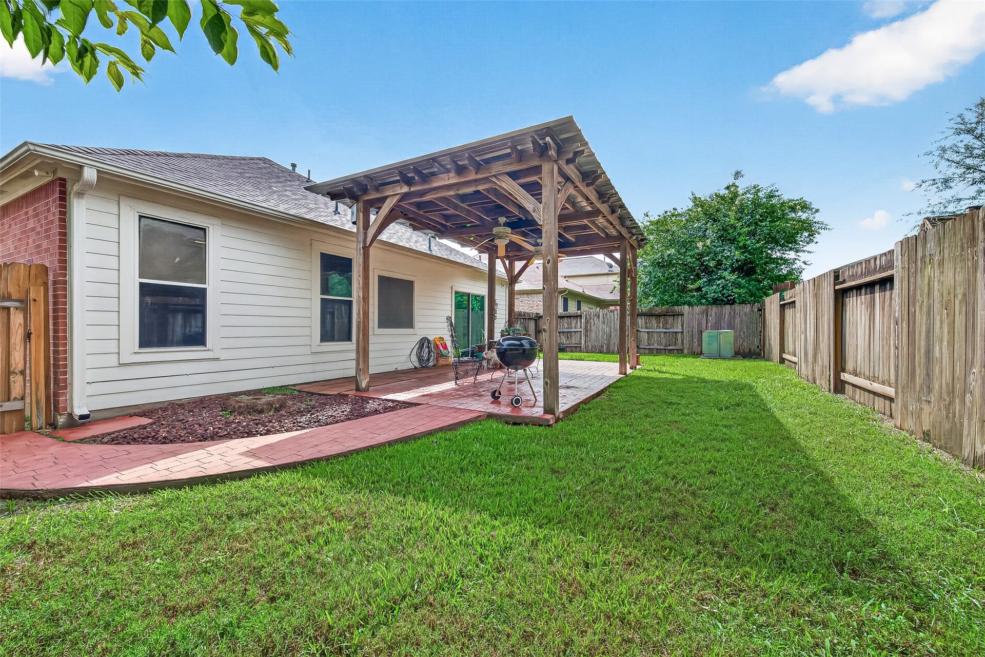 21915 Willow Shadows Drive, Tomball, TX 77375 21915 Willow Shadows Drive, Tomball, TX 77375