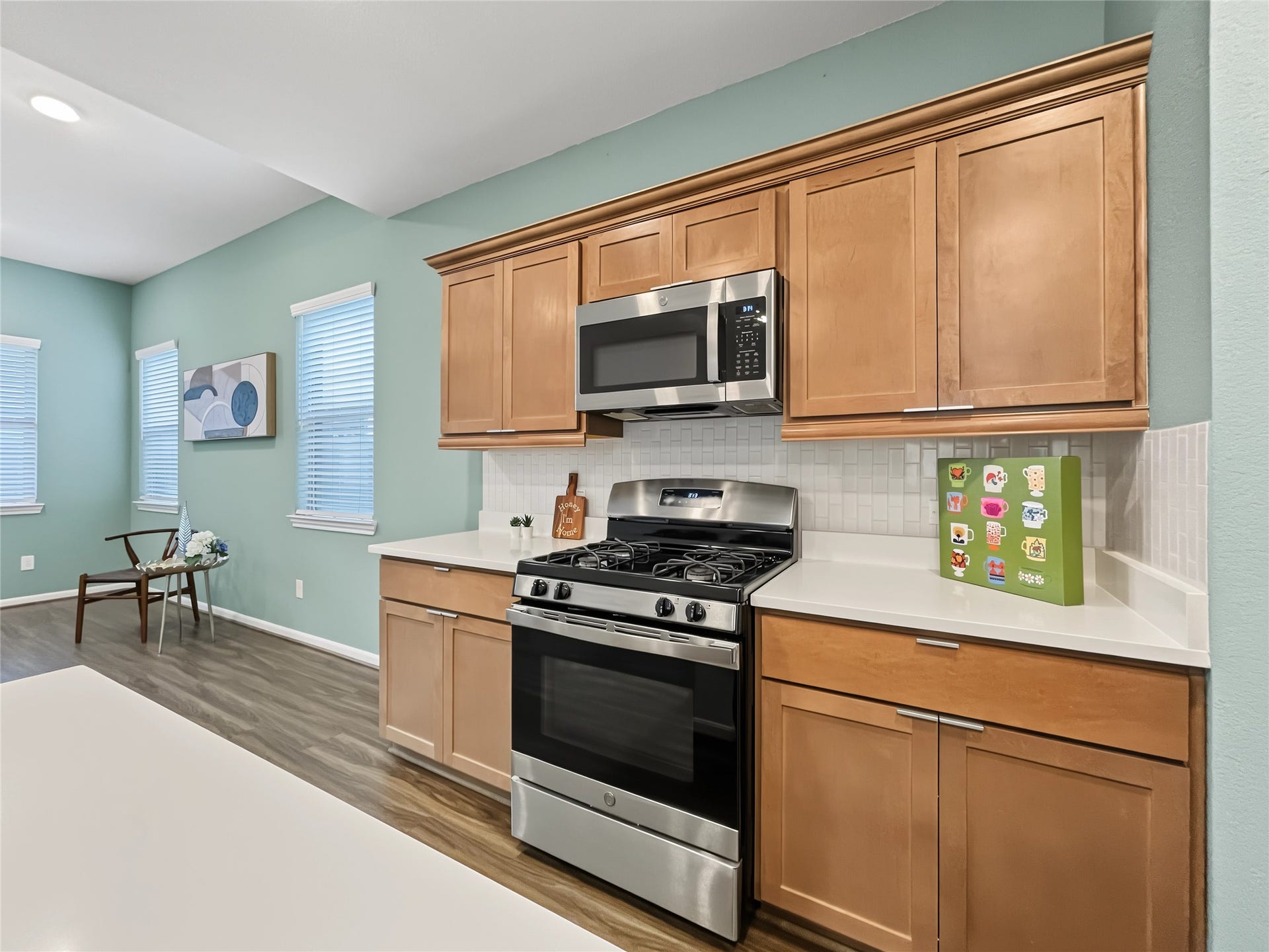1423 Cecilia Vines Drive, Conroe, TX 77301 Another view of the kitchen.