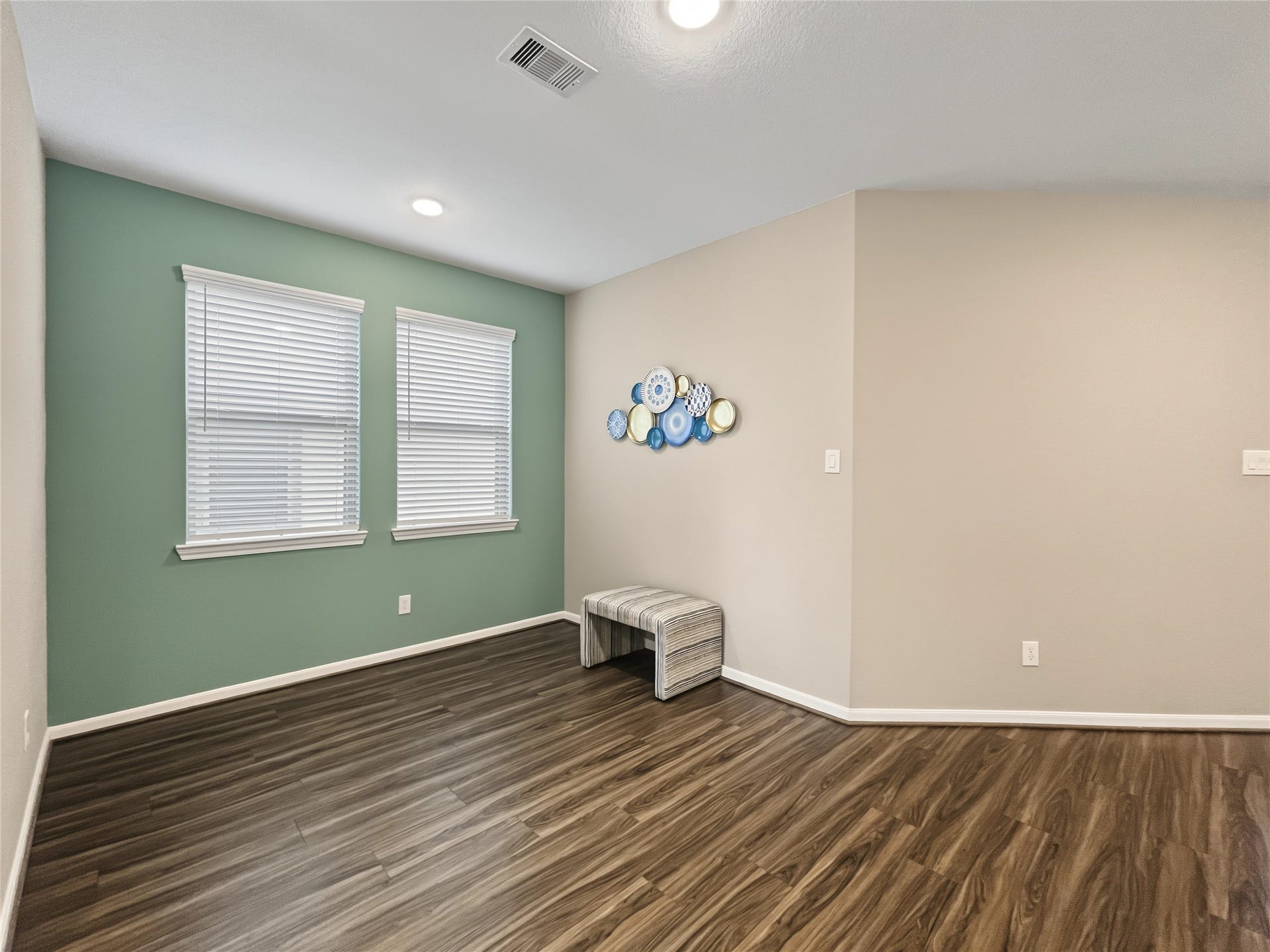 1423 Cecilia Vines Drive, Conroe, TX 77301 Another view of the dining room.