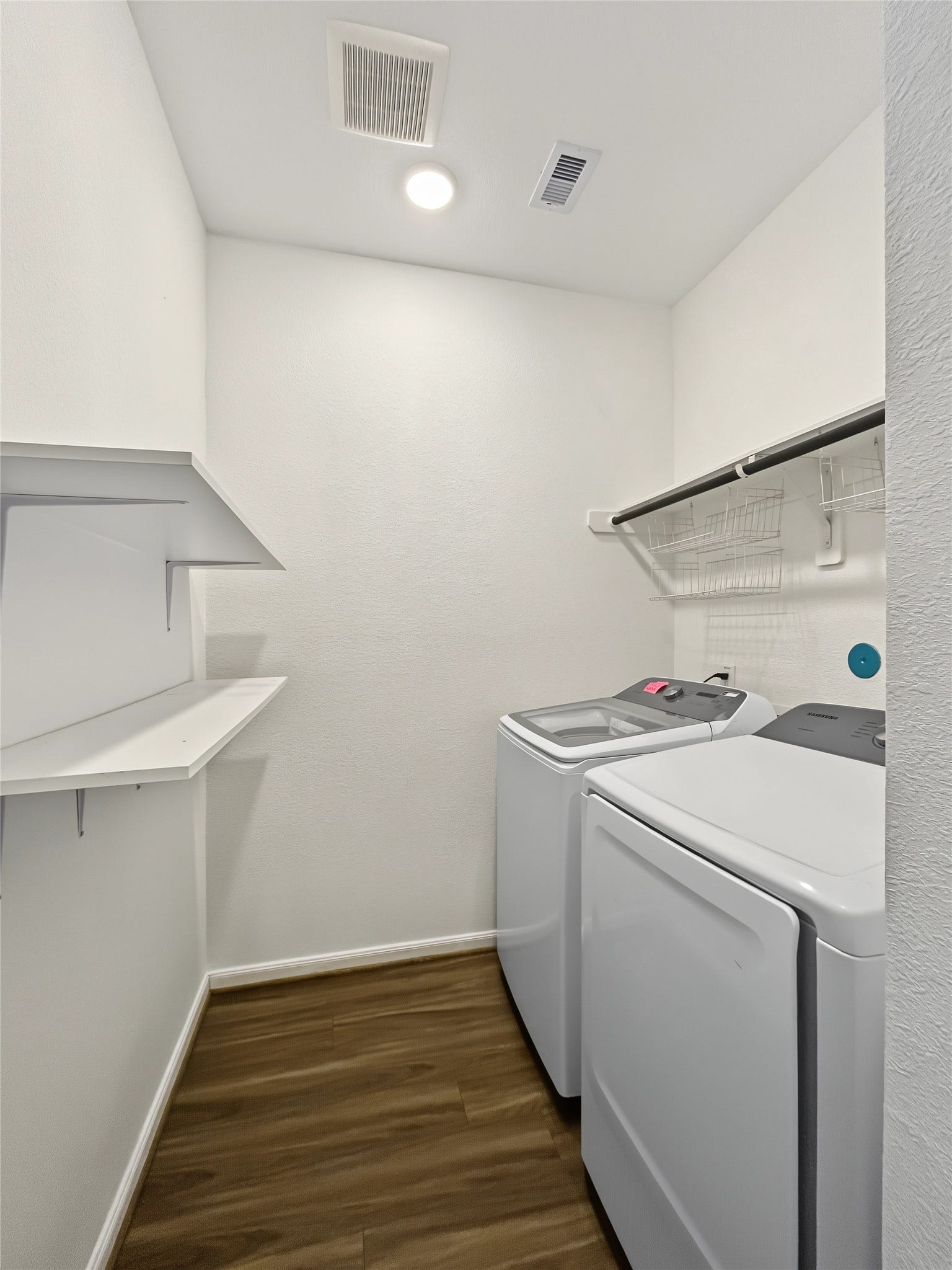 1423 Cecilia Vines Drive, Conroe, TX 77301 View of the laundry room.