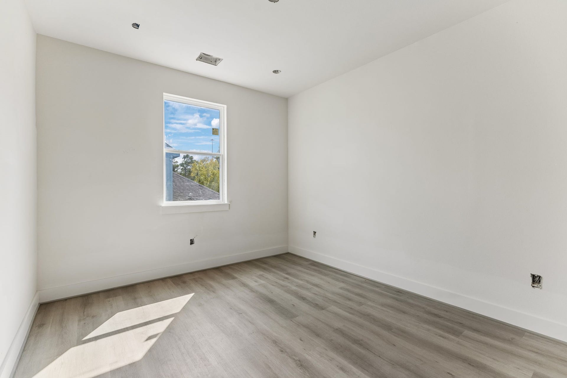 2035 Oak Forest Drive, #A-B, Houston, TX 77018 2035 Oak Forest Drive, #A-B, Houston, TX 77018