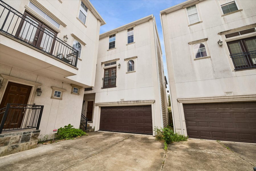 Property photo for 5715 Kiam Street, Houston, TX