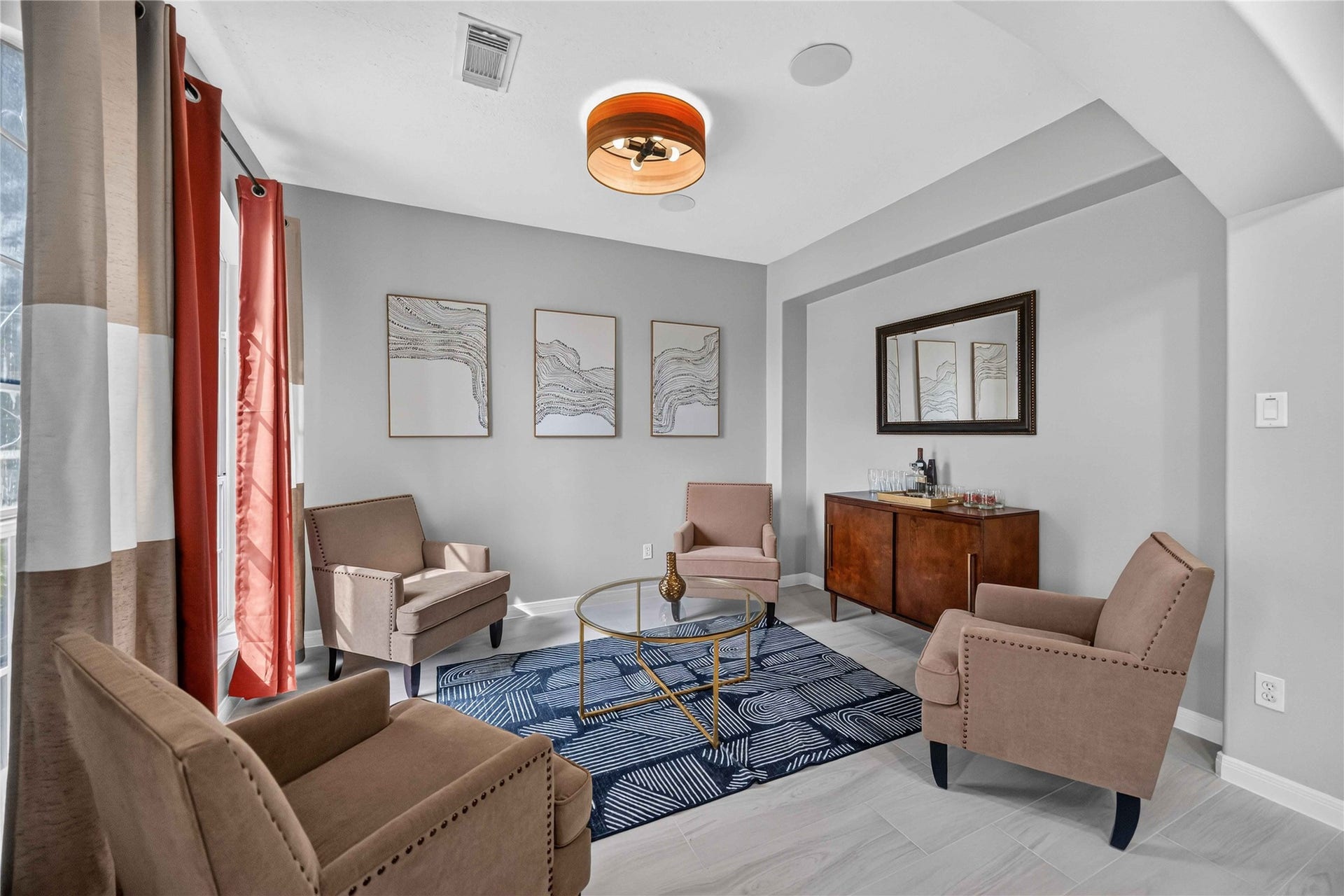 First floor sitting room
