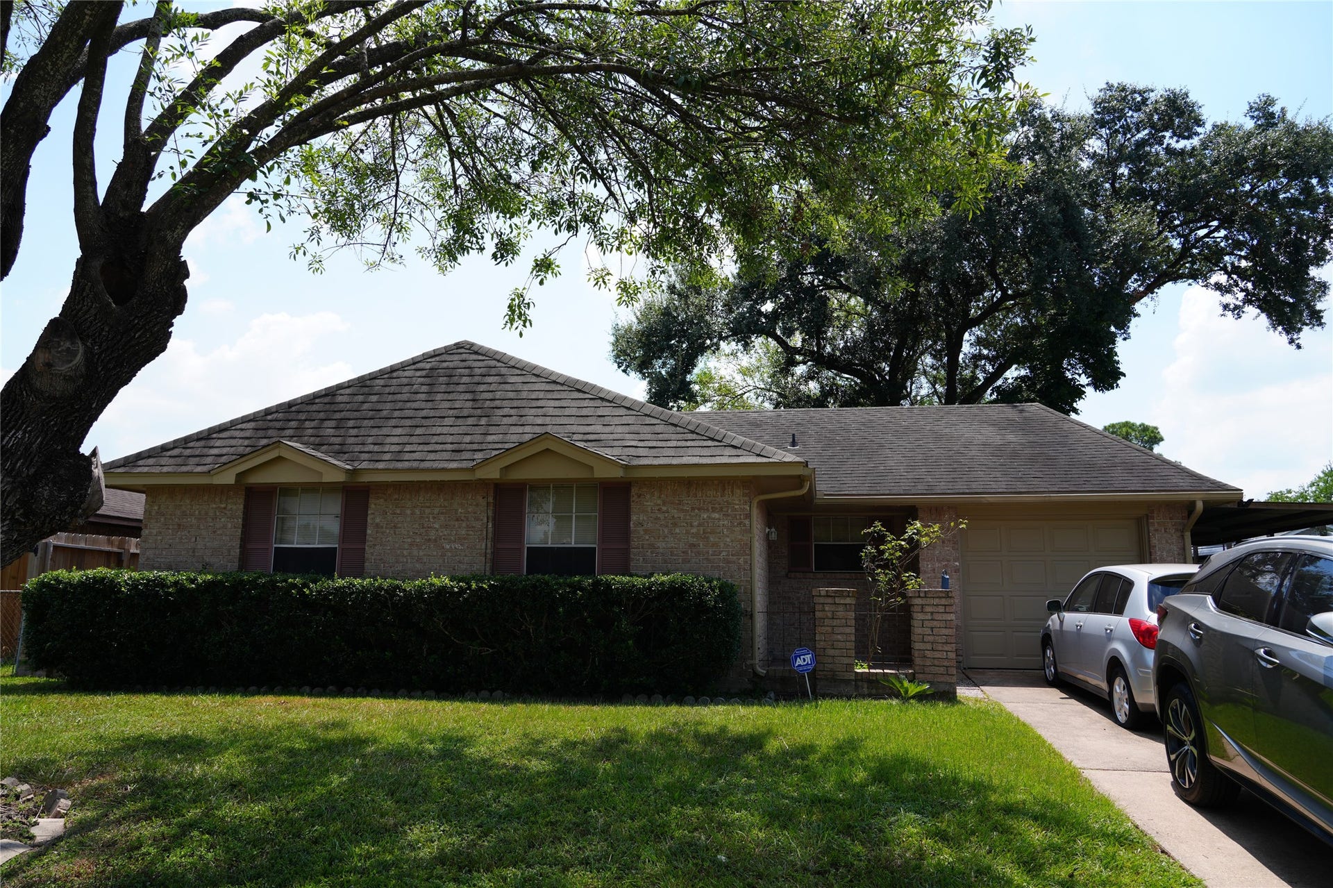 1439 Saddle Rock Drive, Houston, TX 77088 Front View of Home