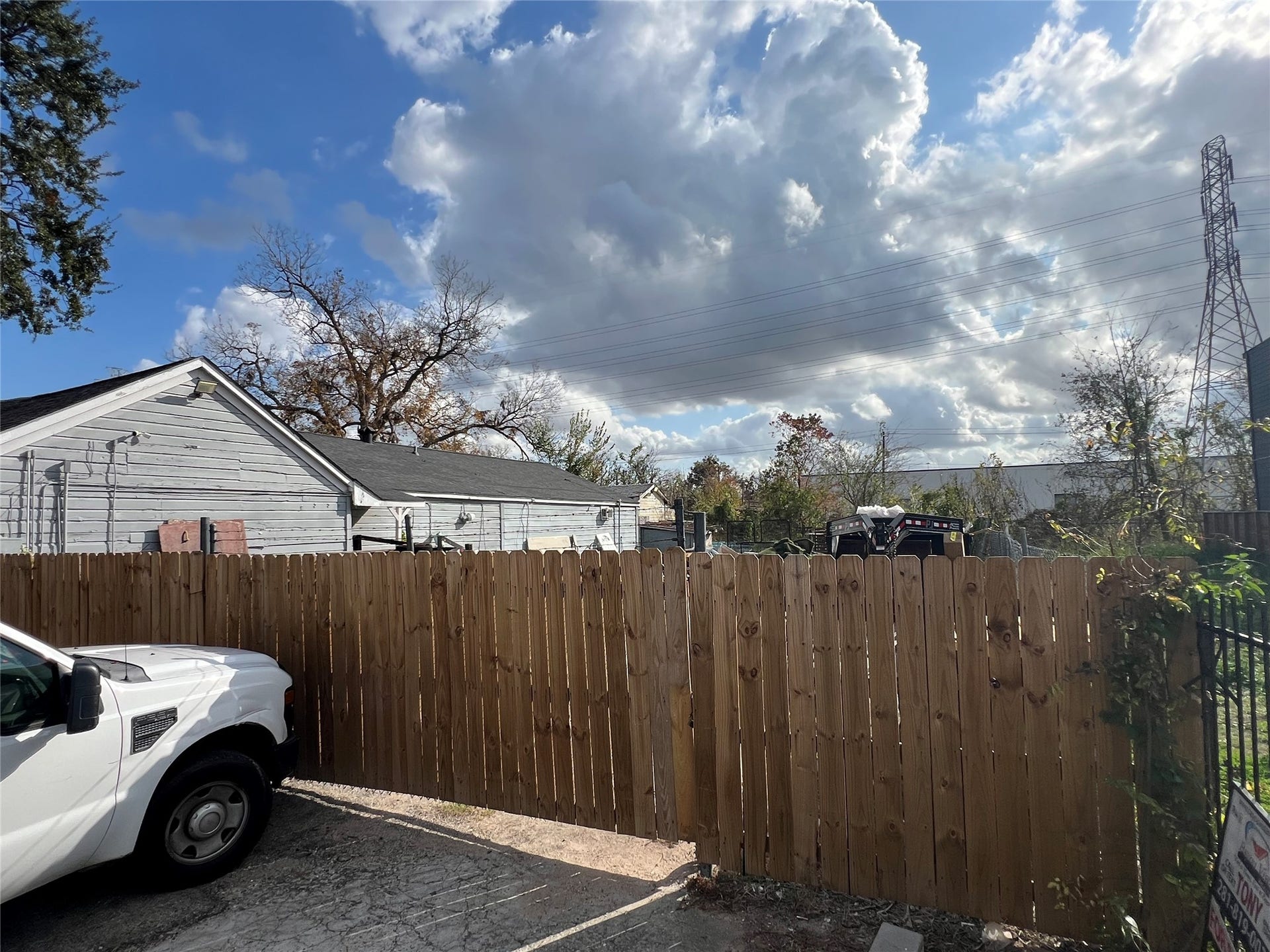 220 E 37th Street, Houston, TX 77018 220 E 37th Street, Houston, TX 77018