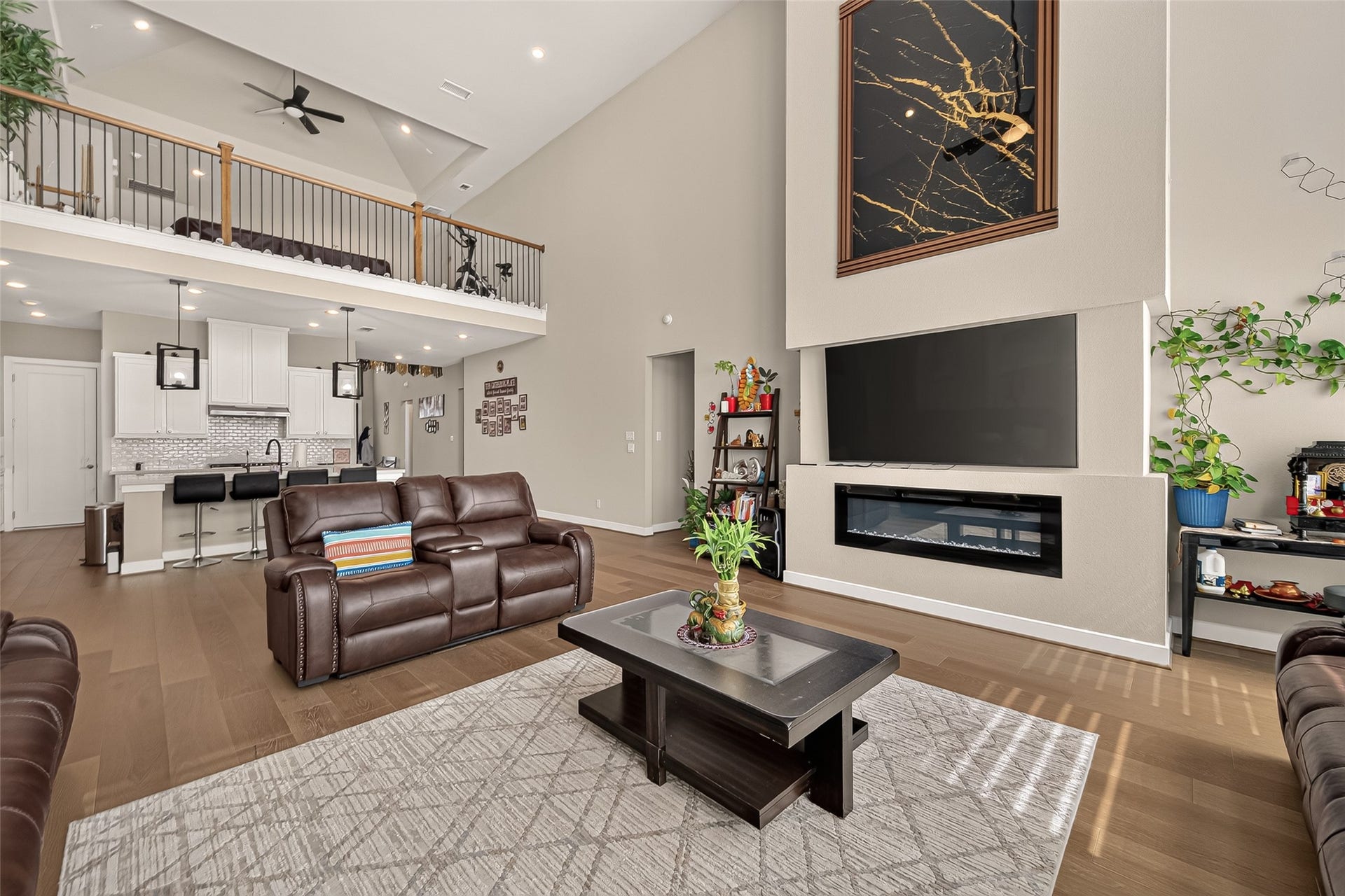 4615 Brazos Shores Drive, Sugar Land, TX 77479