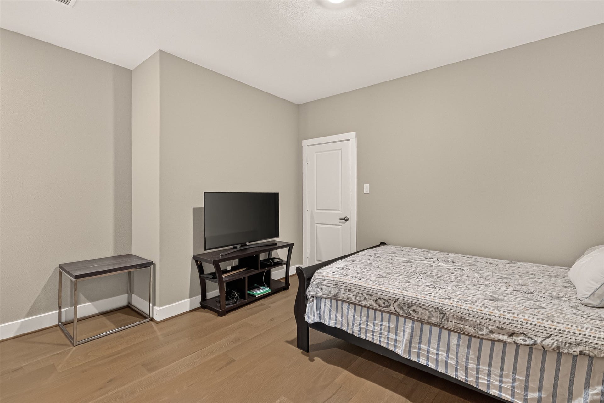 4615 Brazos Shores Drive, Sugar Land, TX 77479