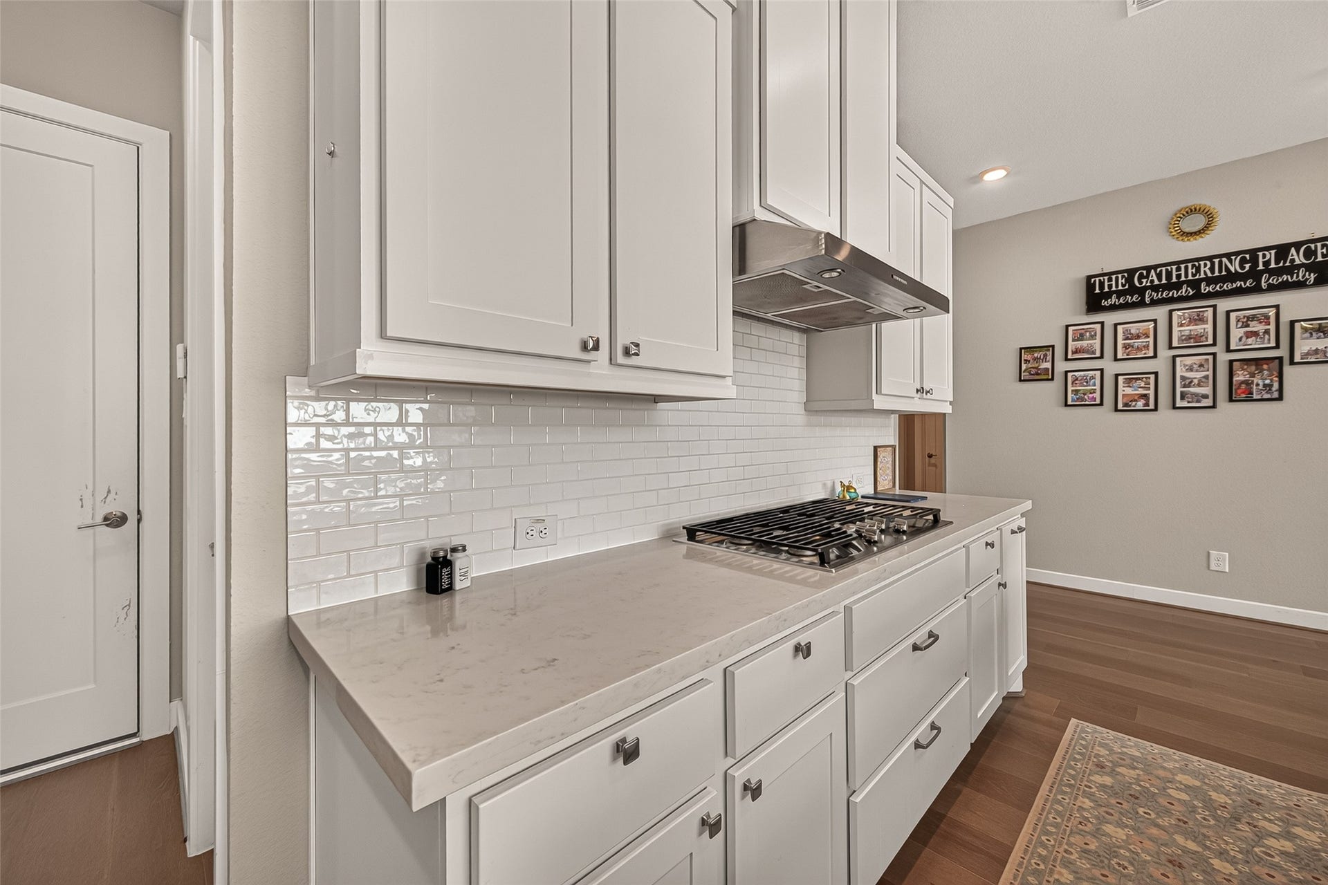 4615 Brazos Shores Drive, Sugar Land, TX 77479