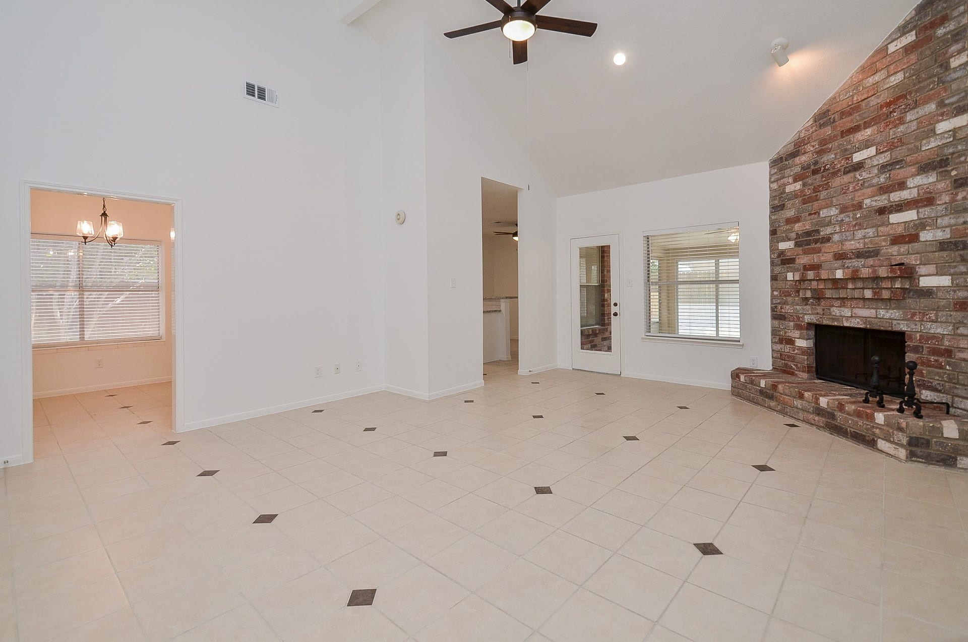 19127 Lookout Mountain Lane, Katy, TX 77449 Great sized family room with great fireplace!