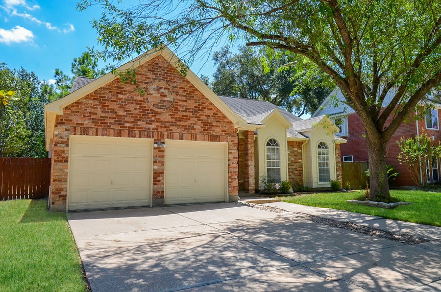 Property photo for 19127 Lookout Mountain Lane, Katy, TX