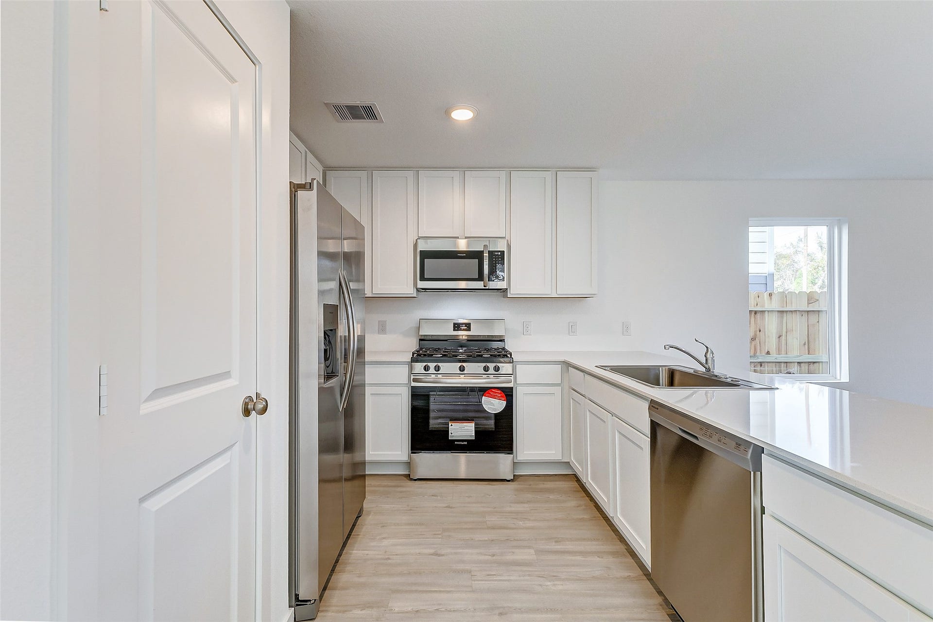 21438 Carosella Drive, New Caney, TX 77357 21438 Carosella Drive, New Caney, TX 77357