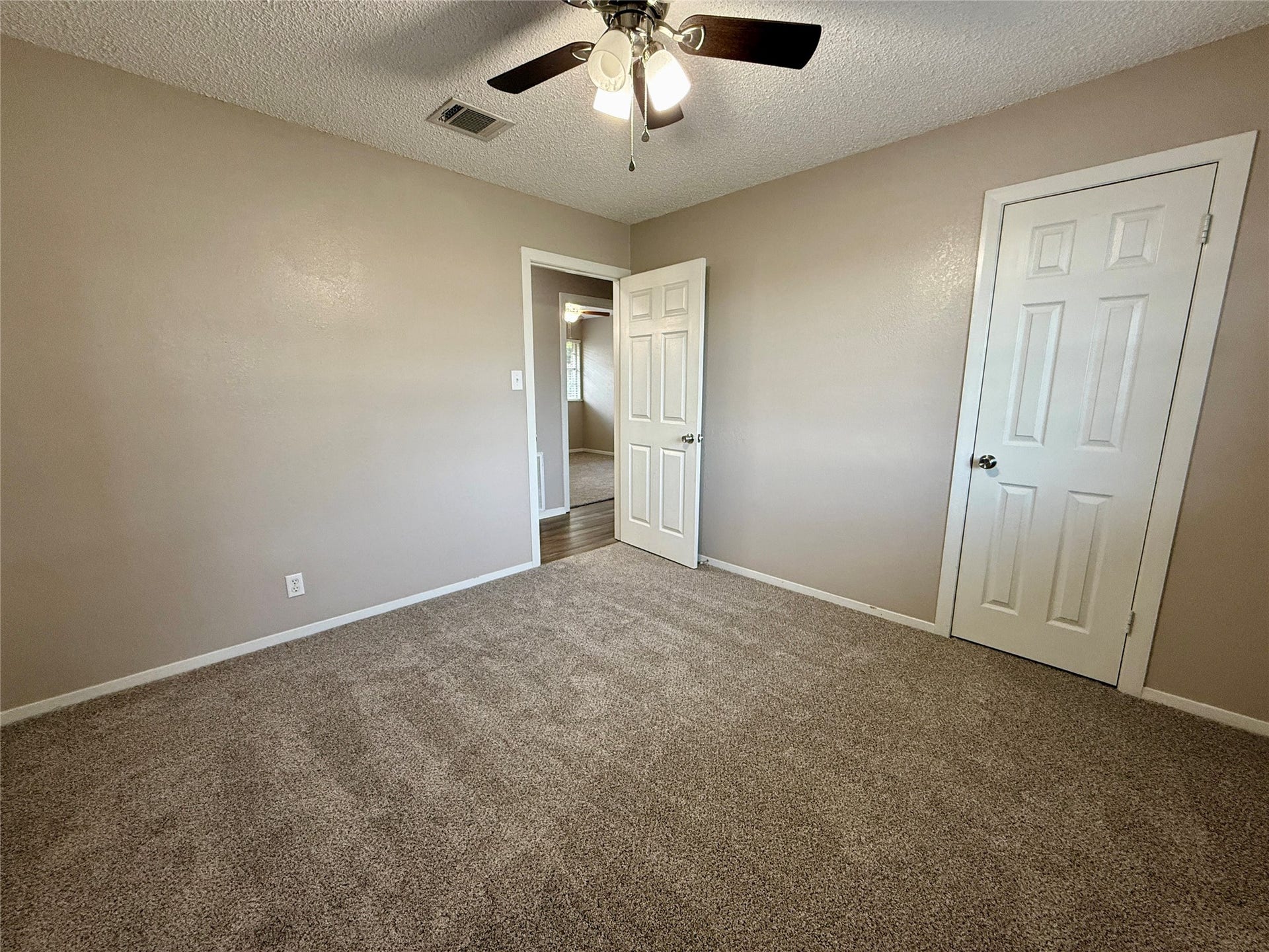309 Crews Way, West Columbia, TX 77486 Bedroom #3