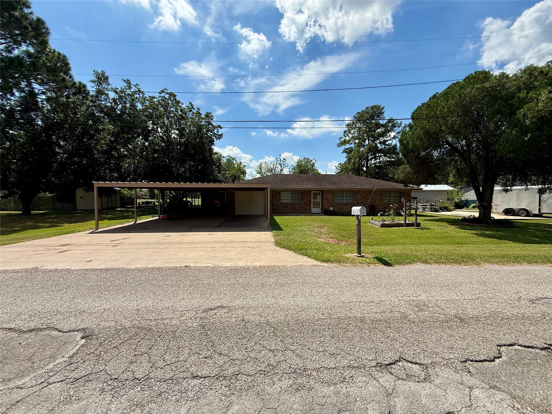 309 Crews Way, West Columbia, TX 77486 309 Crews Way, West Columbia, TX 77486
