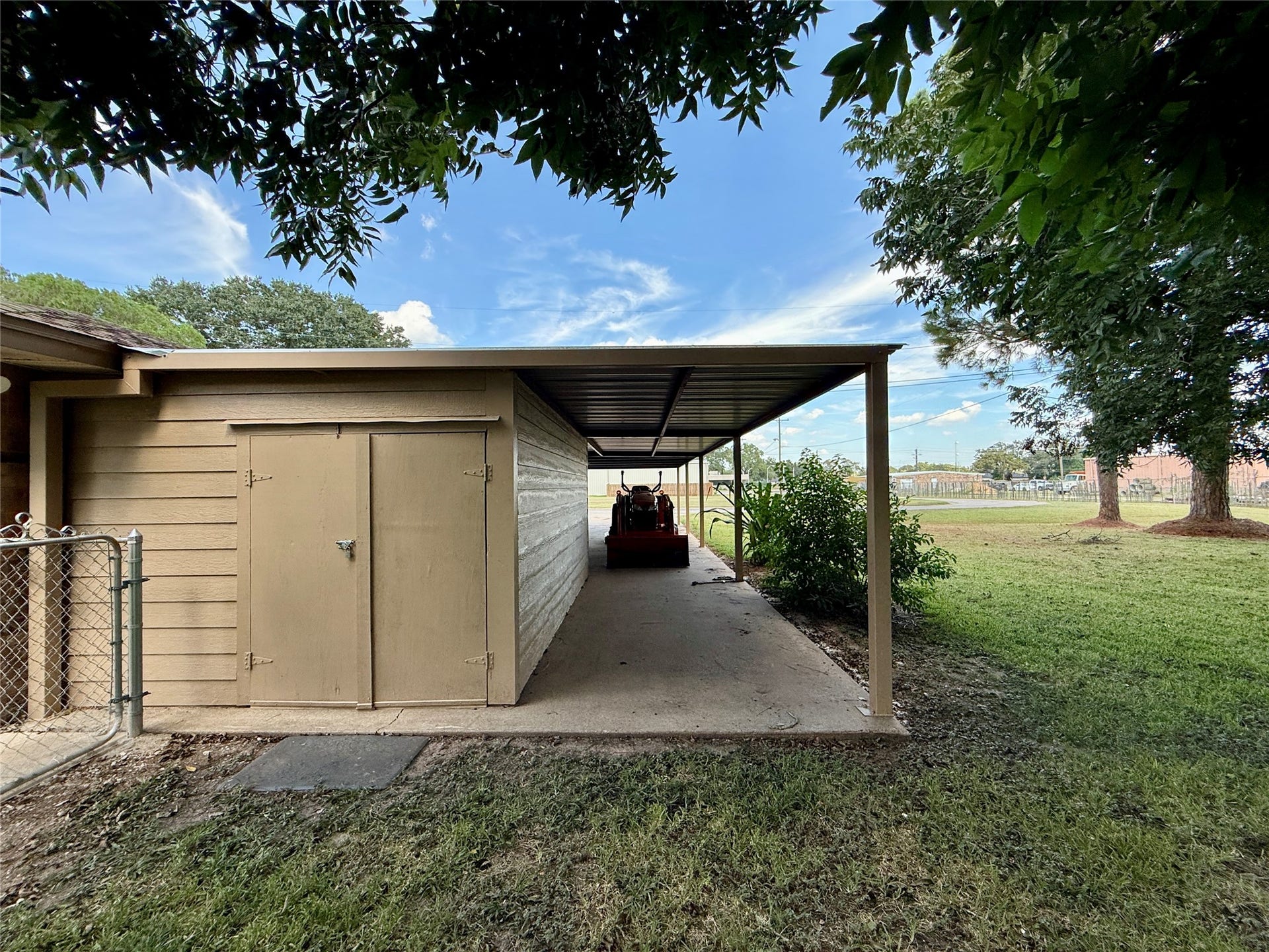 309 Crews Way, West Columbia, TX 77486 Extra storage, plus additional covered parking