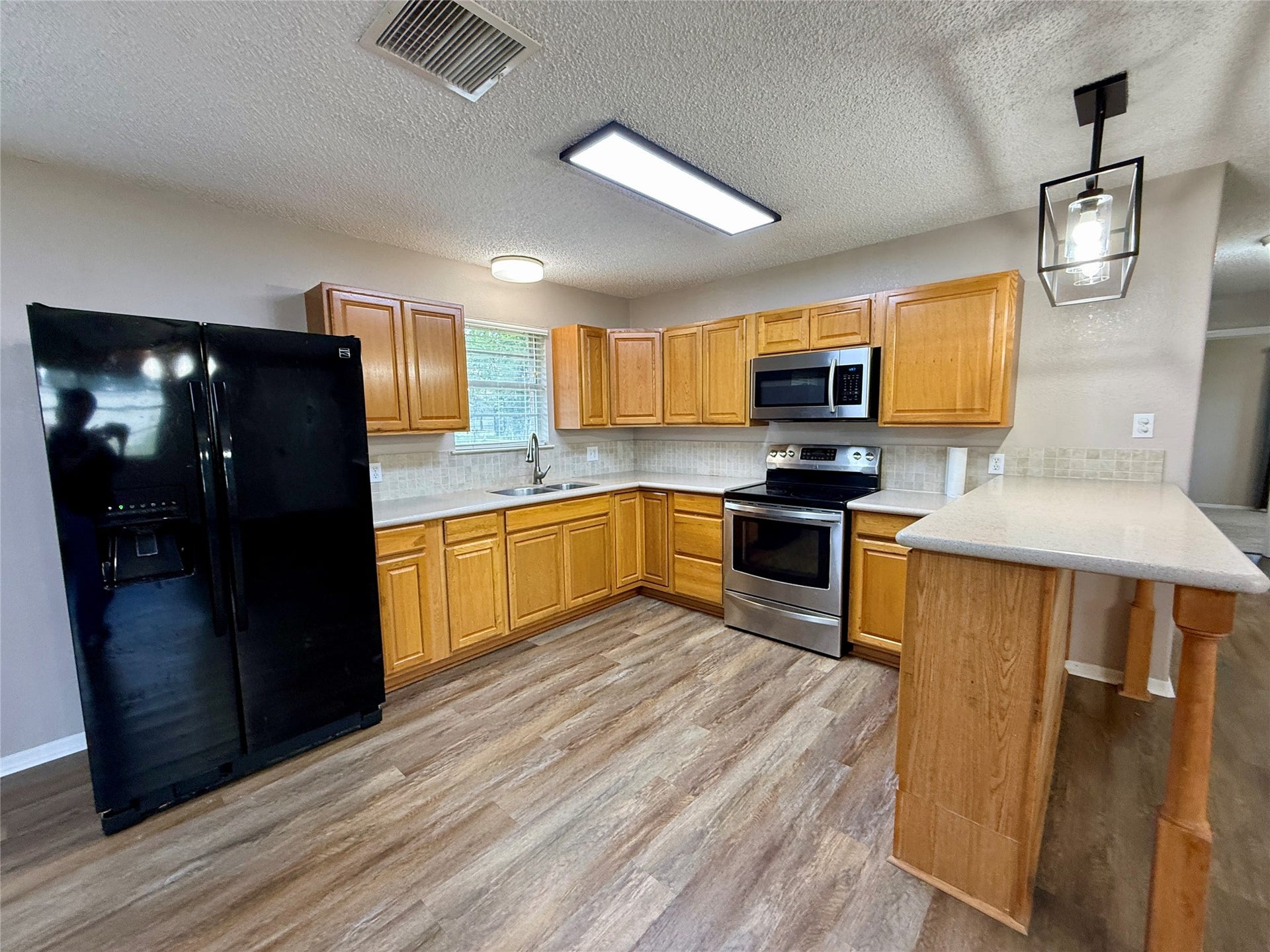 309 Crews Way, West Columbia, TX 77486 309 Crews Way, West Columbia, TX 77486