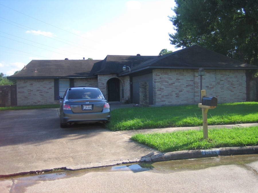 Property photo for 10426 Sagebluff Drive, Houston, TX