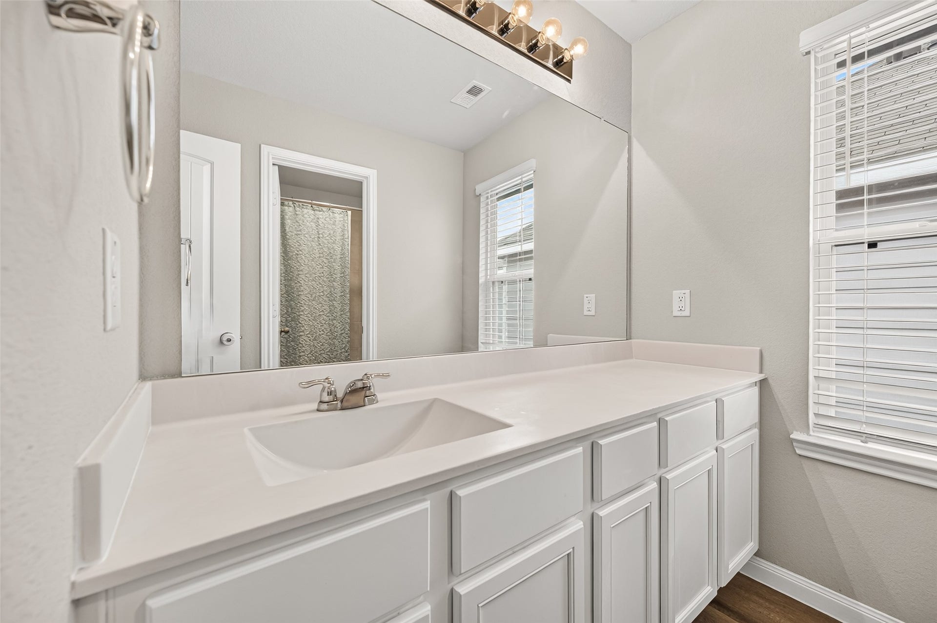 22115 Sovereign Heights Lane, Houston, TX 77073 22115 Sovereign Heights Lane, Houston, TX 77073