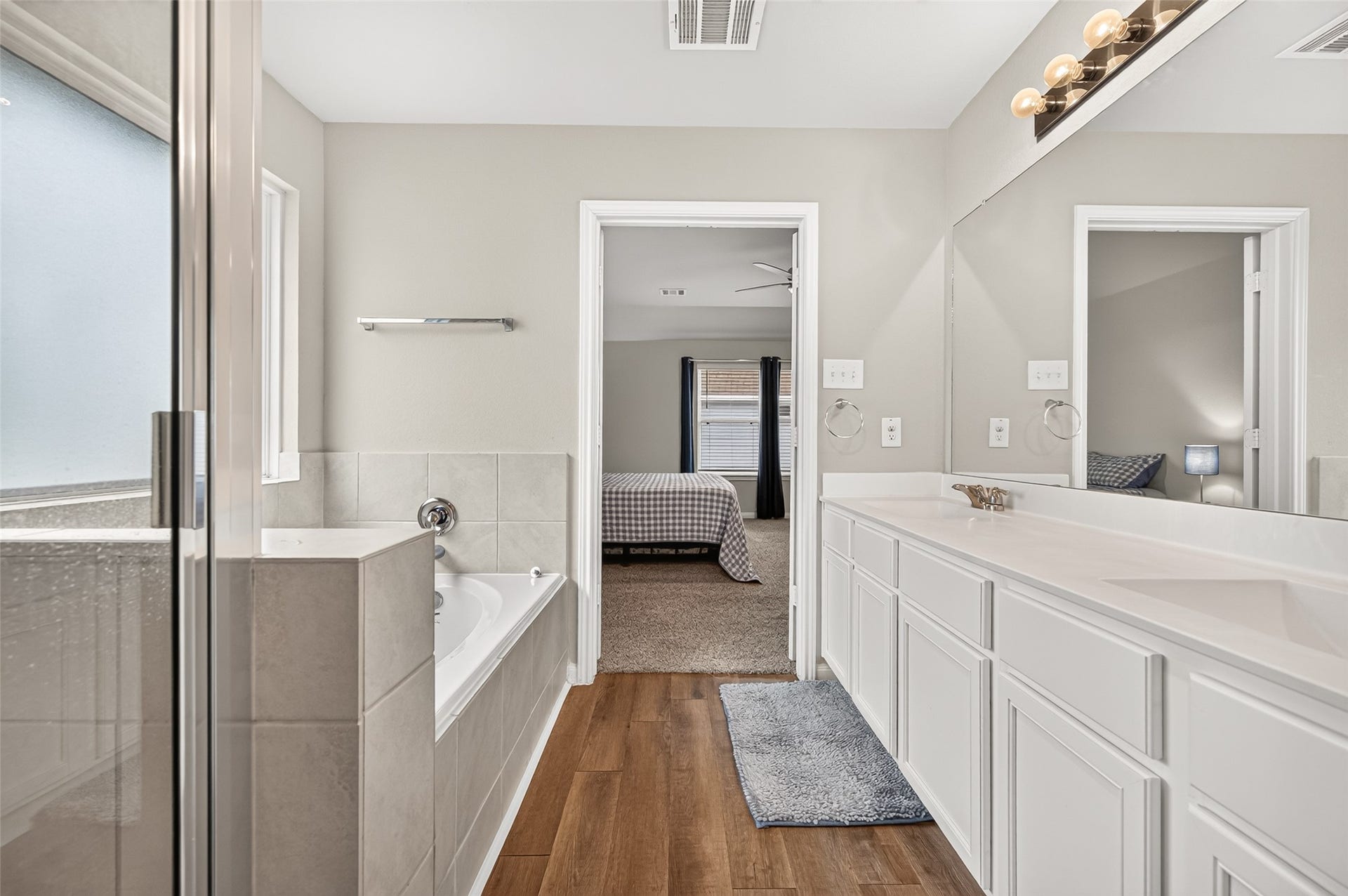22115 Sovereign Heights Lane, Houston, TX 77073 22115 Sovereign Heights Lane, Houston, TX 77073