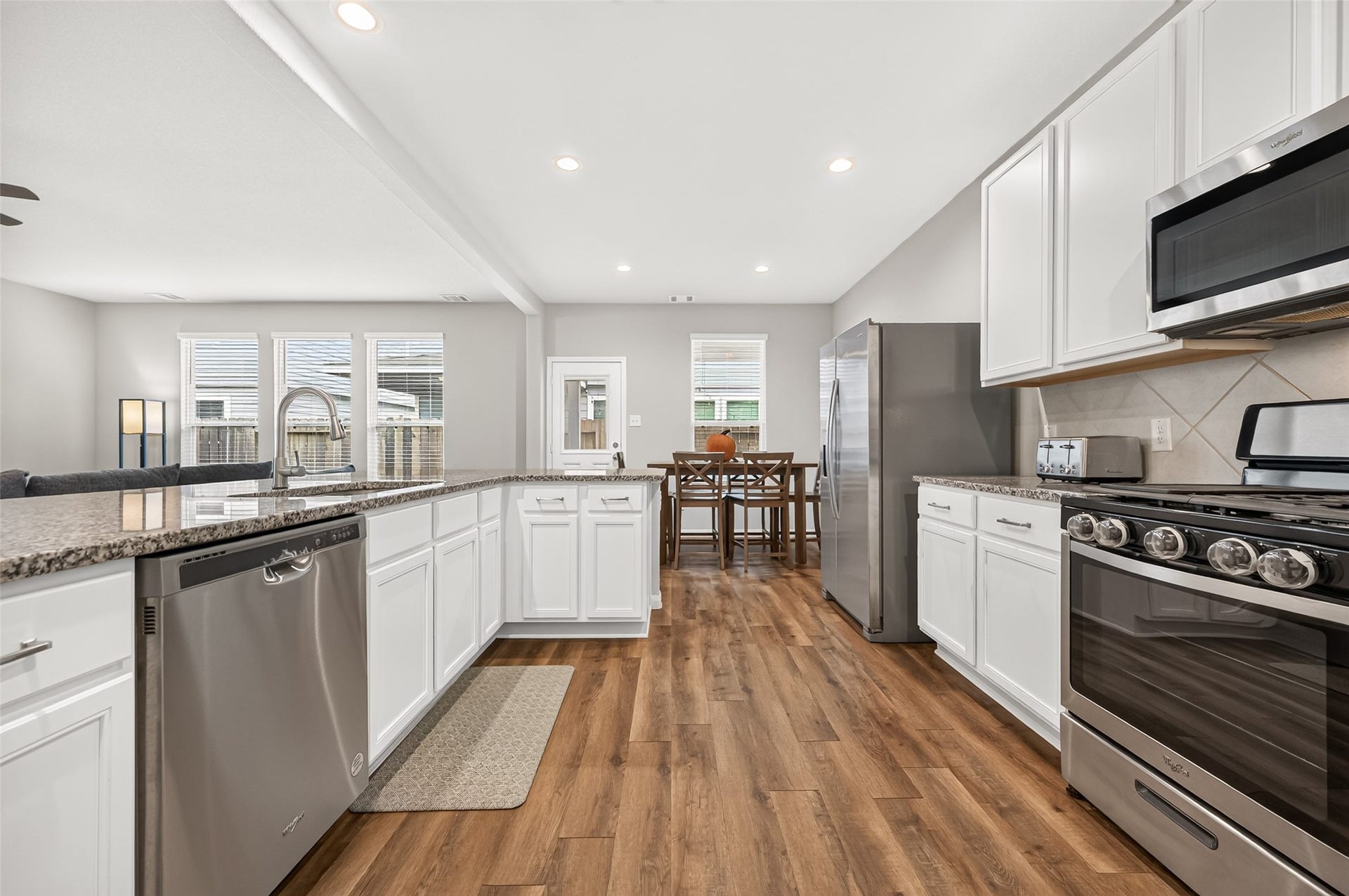 22115 Sovereign Heights Lane, Houston, TX 77073 22115 Sovereign Heights Lane, Houston, TX 77073