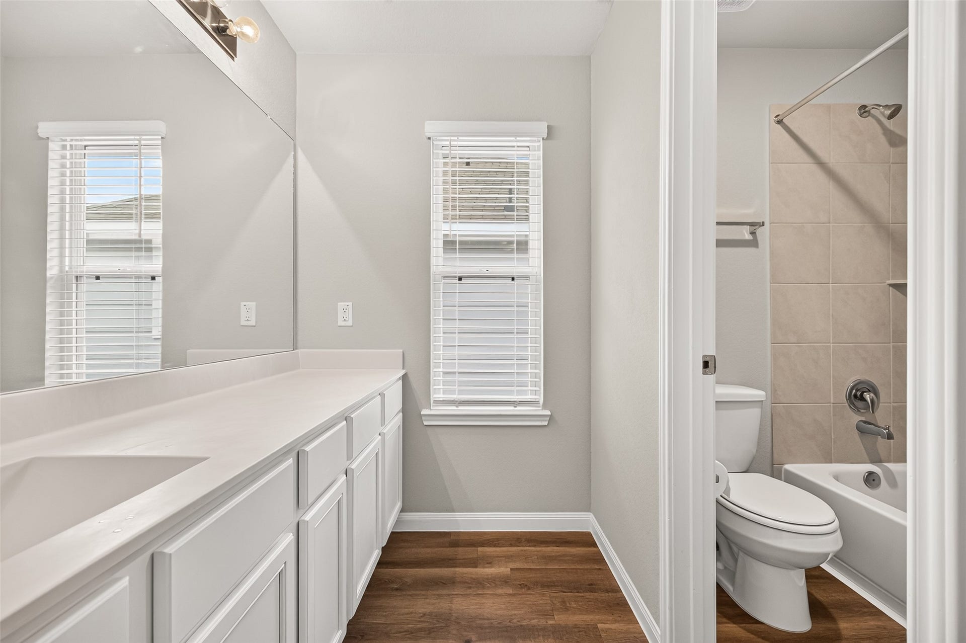 22115 Sovereign Heights Lane, Houston, TX 77073 22115 Sovereign Heights Lane, Houston, TX 77073