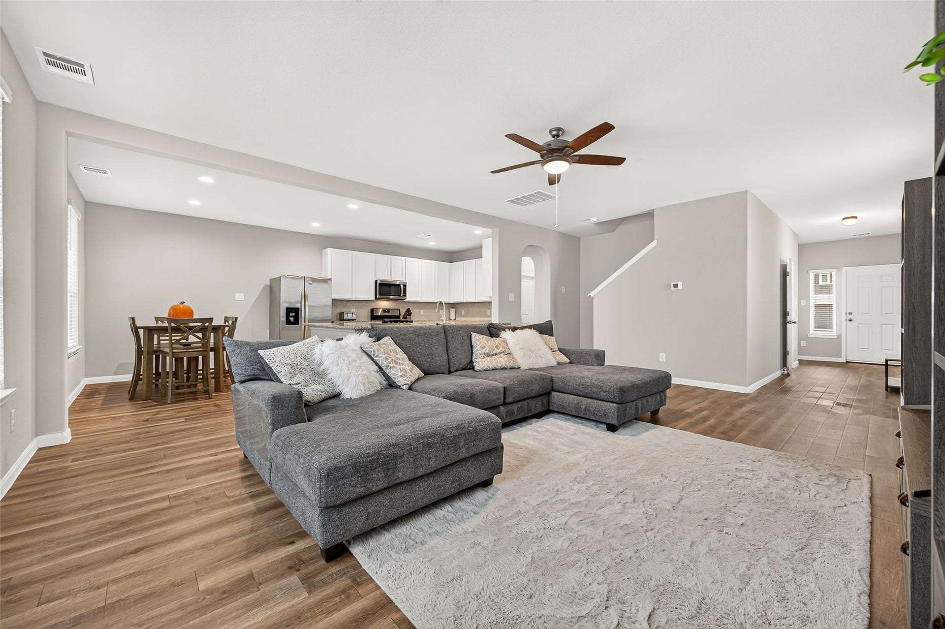 22115 Sovereign Heights Lane, Houston, TX 77073 22115 Sovereign Heights Lane, Houston, TX 77073