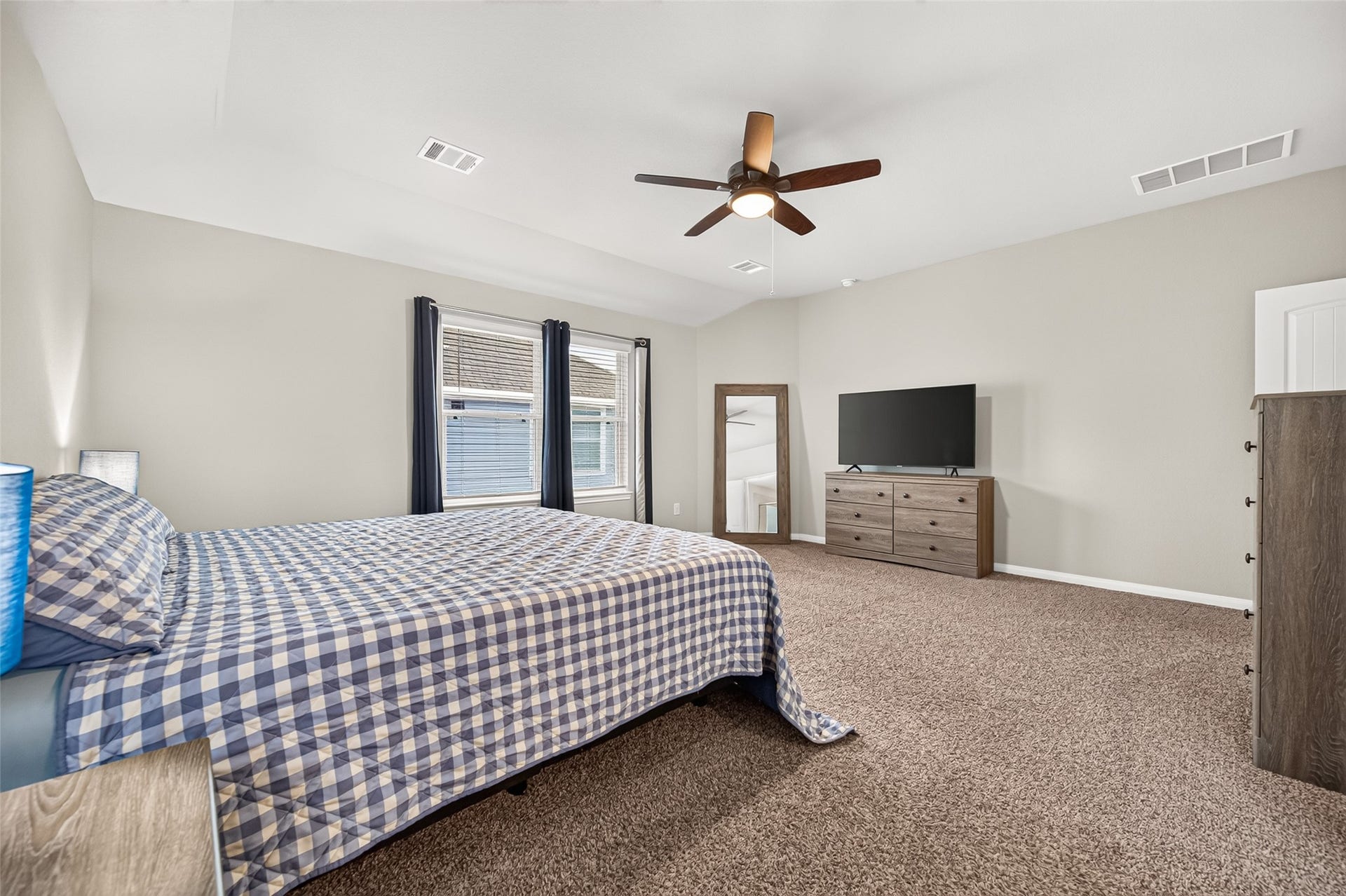 22115 Sovereign Heights Lane, Houston, TX 77073 22115 Sovereign Heights Lane, Houston, TX 77073