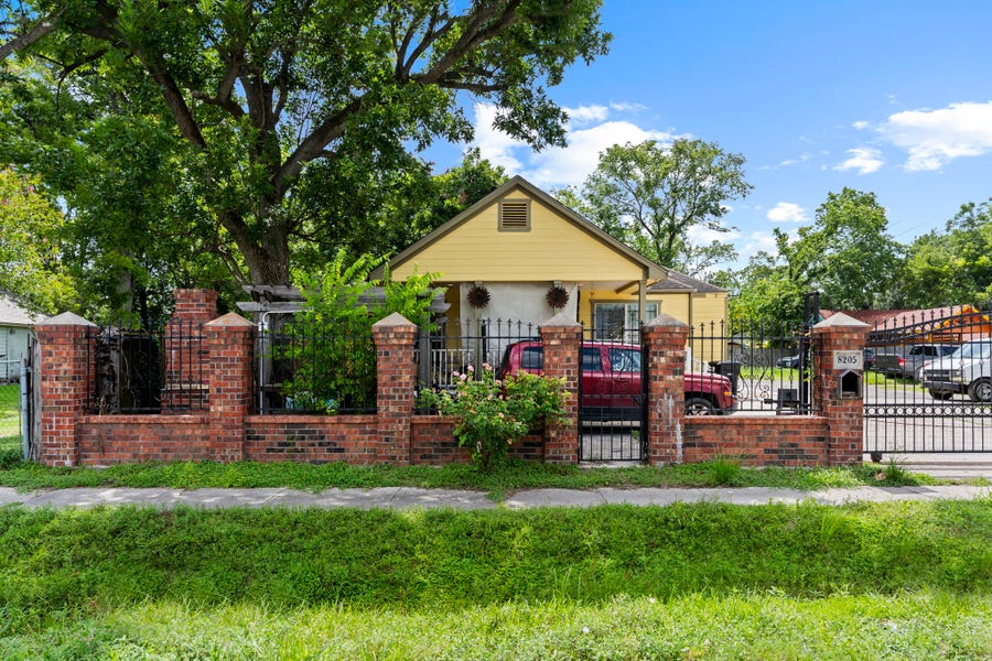 Property photo for 8205 Appleton, Houston, TX