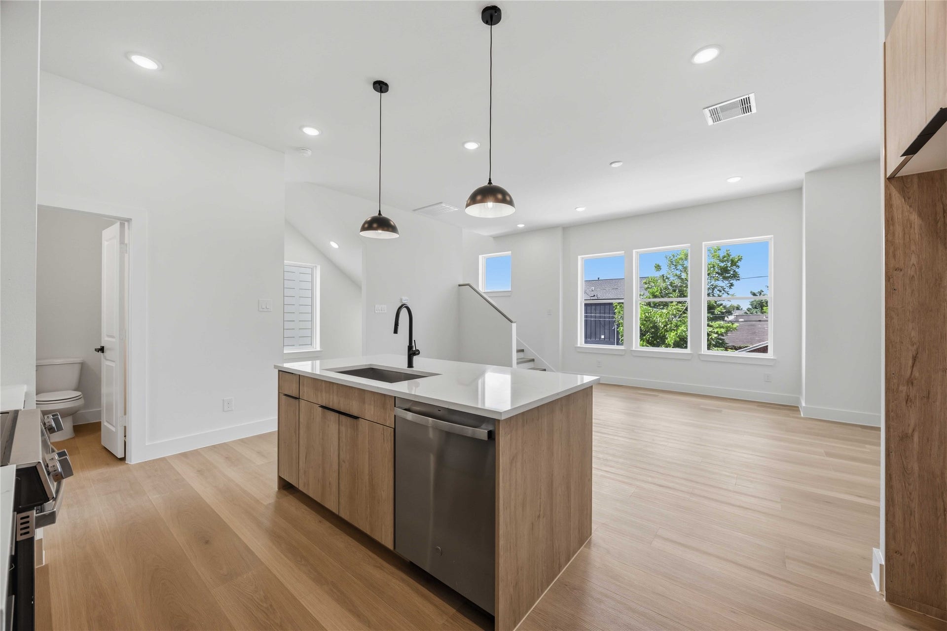 4209 Idaho Unit A/B Street, Houston, TX 77021