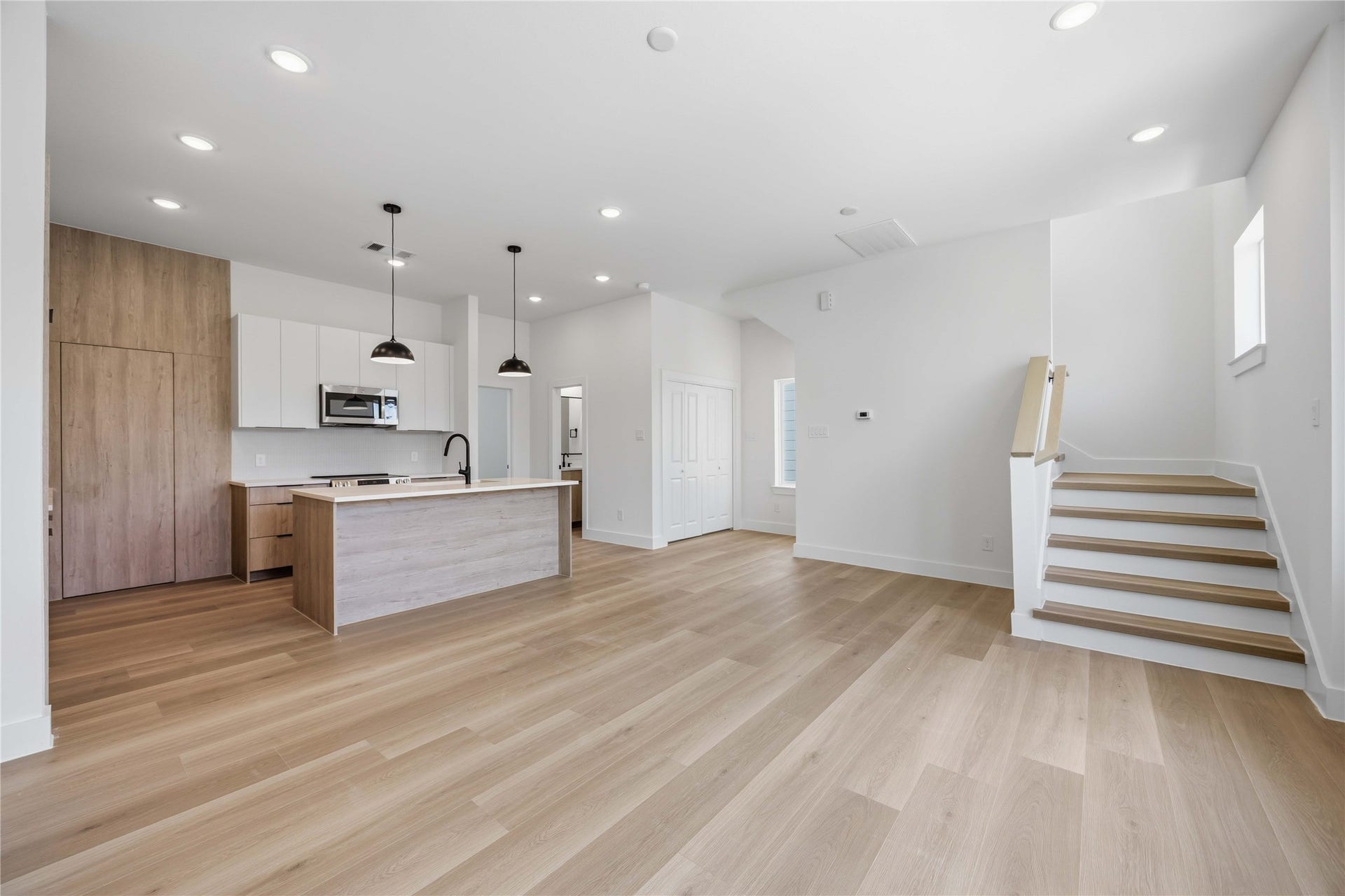 4209 Idaho Unit A/B Street, Houston, TX 77021