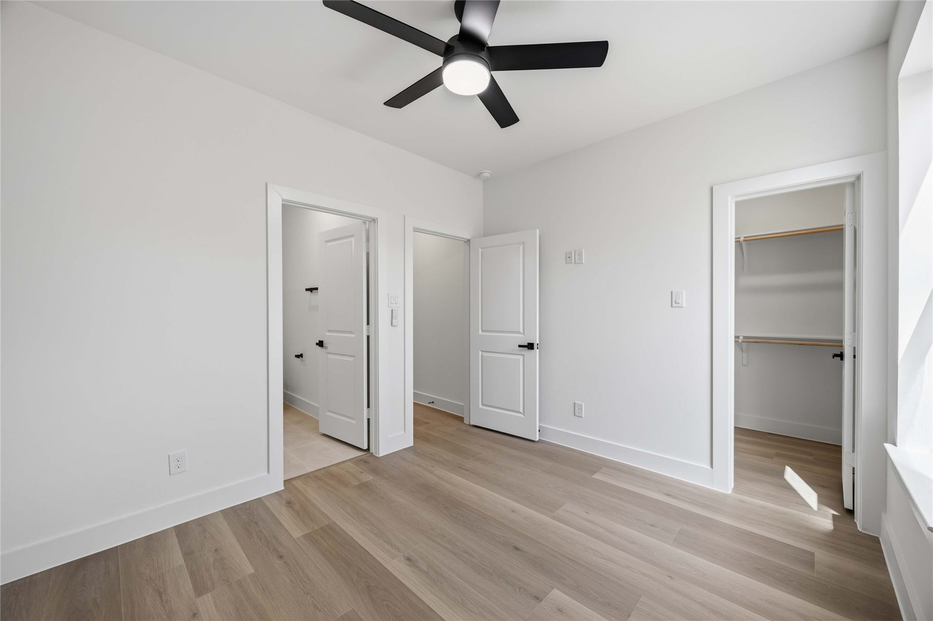 4209 Idaho Unit A/B Street, Houston, TX 77021