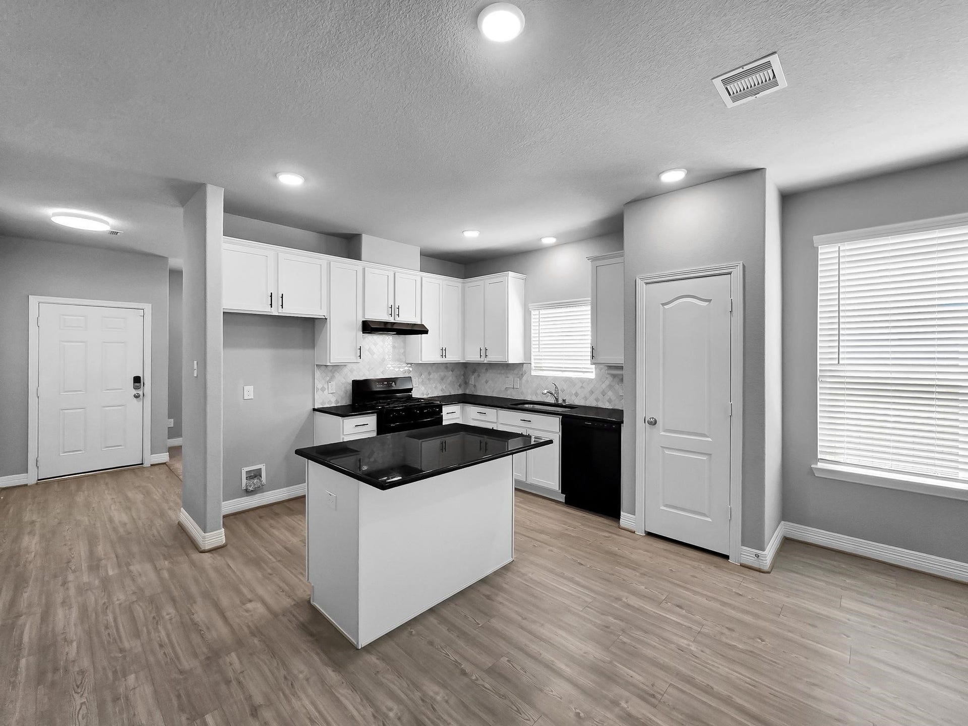766 Dewberry Road, La Marque, TX 77568 766 Dewberry Road, La Marque, TX 77568
