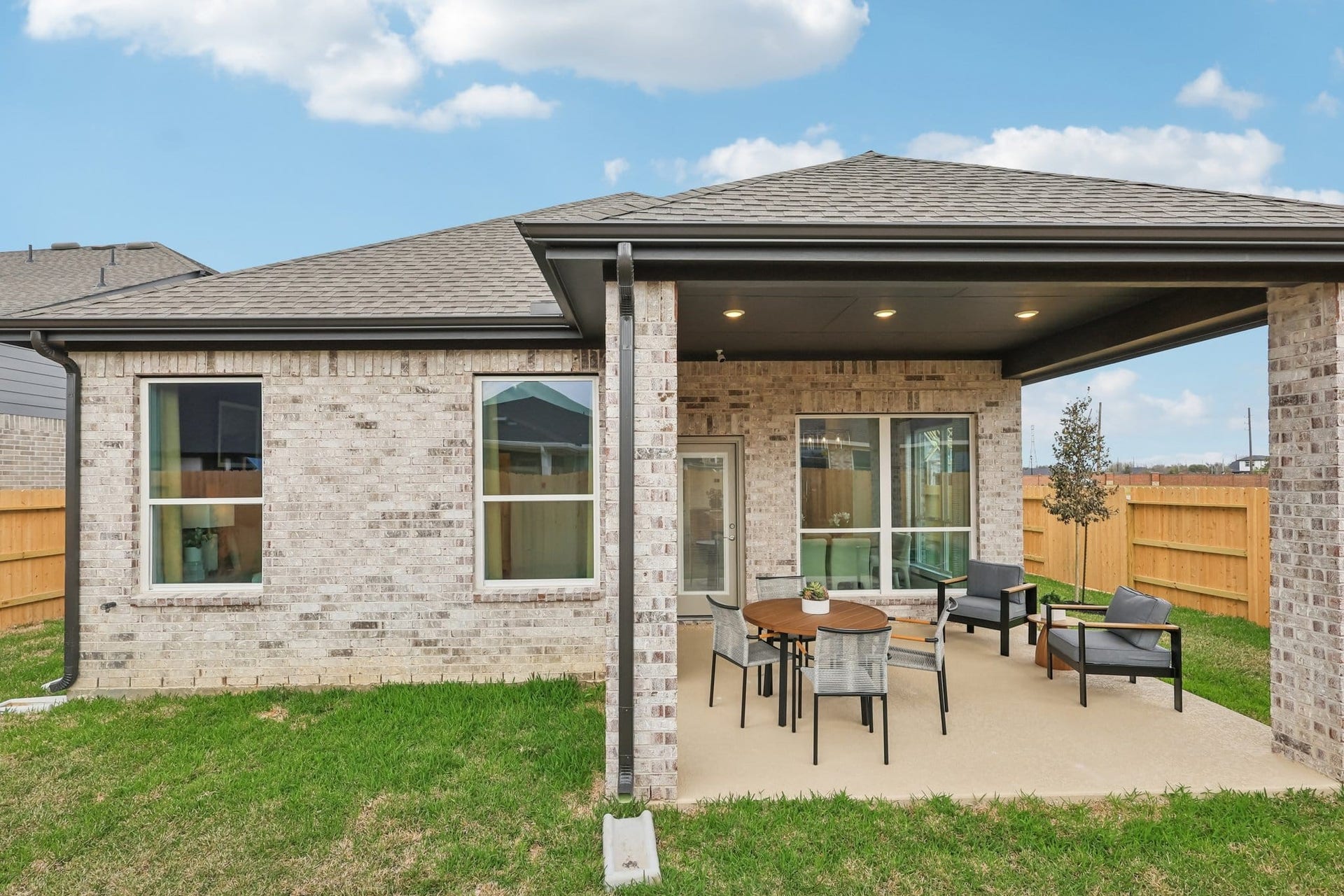 3911 Shorthorn Crossing, Richmond, TX 77469 3911 Shorthorn Crossing, Richmond, TX 77469