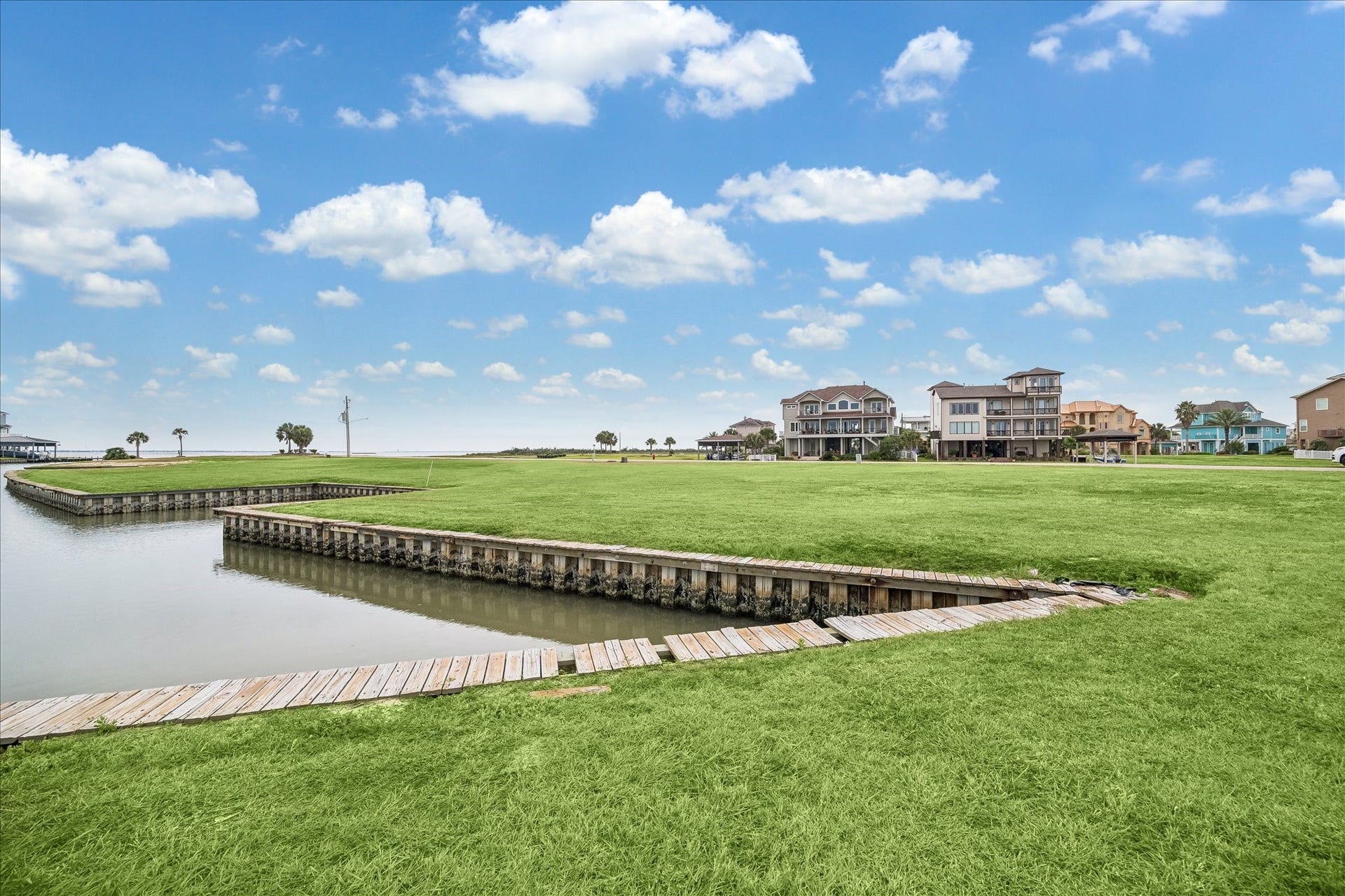 3 Summerland, Hitchcock, TX 77563 3 Summerland, Hitchcock, TX 77563