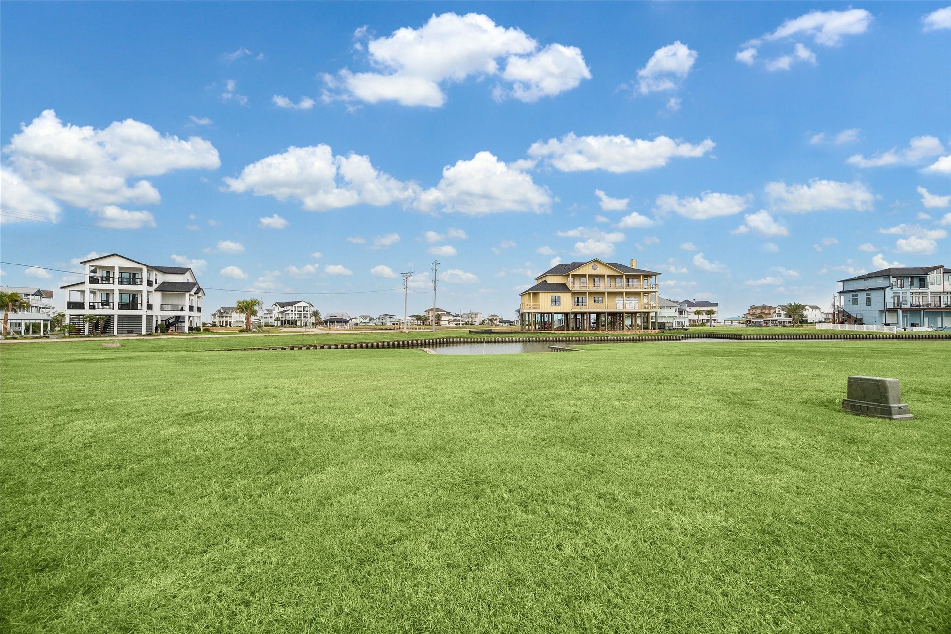 3 Summerland, Hitchcock, TX 77563 3 Summerland, Hitchcock, TX 77563