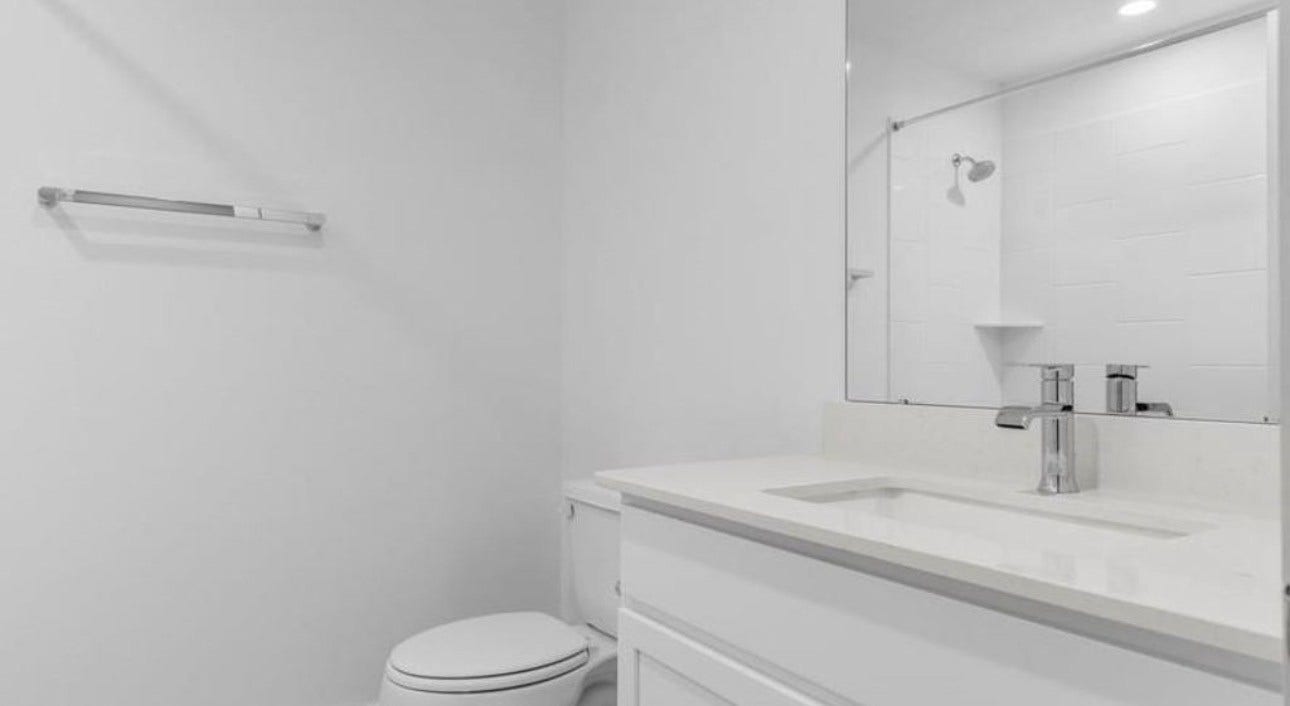 1338 Isola Bella Drive, Richmond, TX 77406 Bathroom